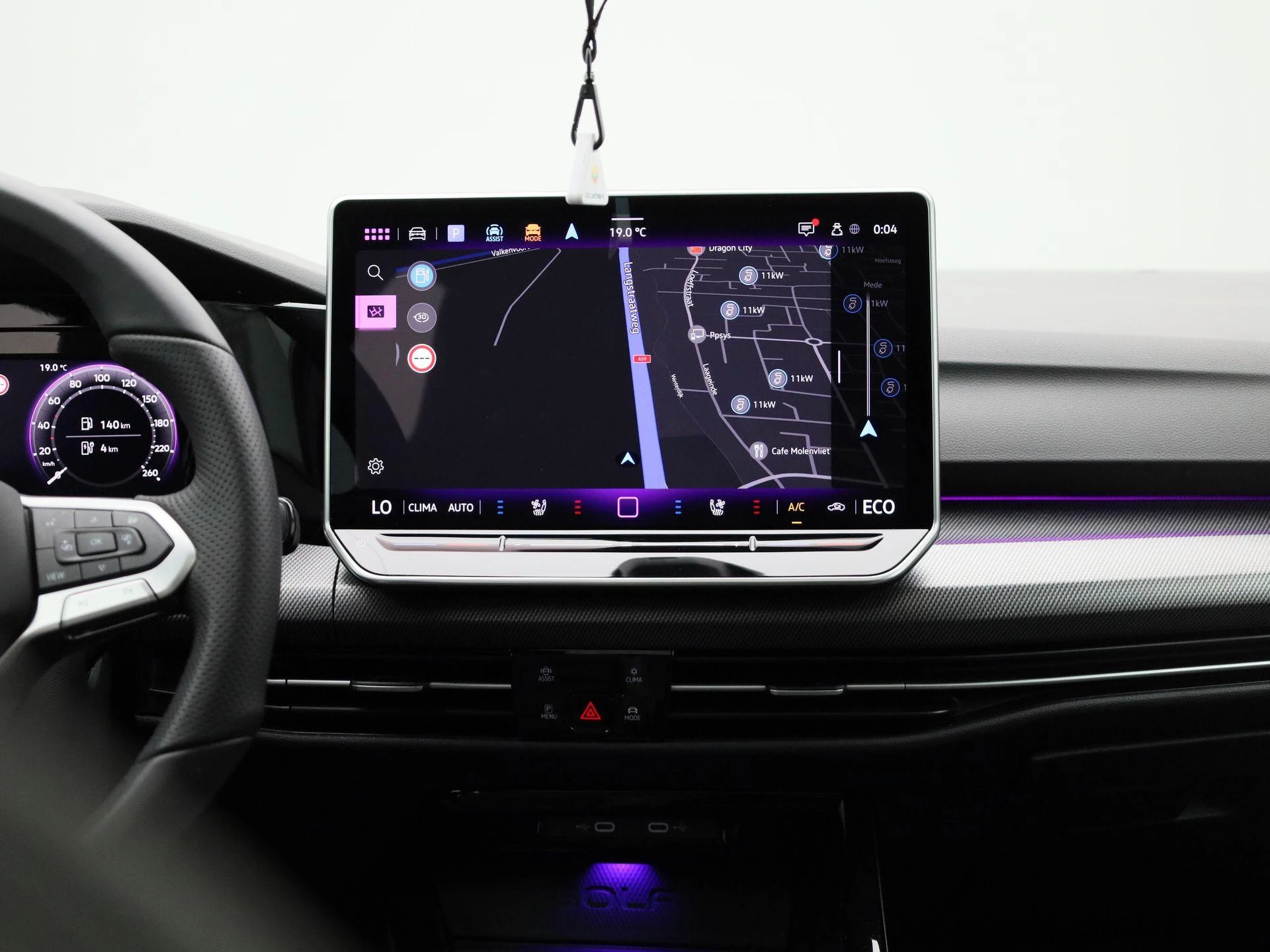 Volkswagen-Golf-image-8