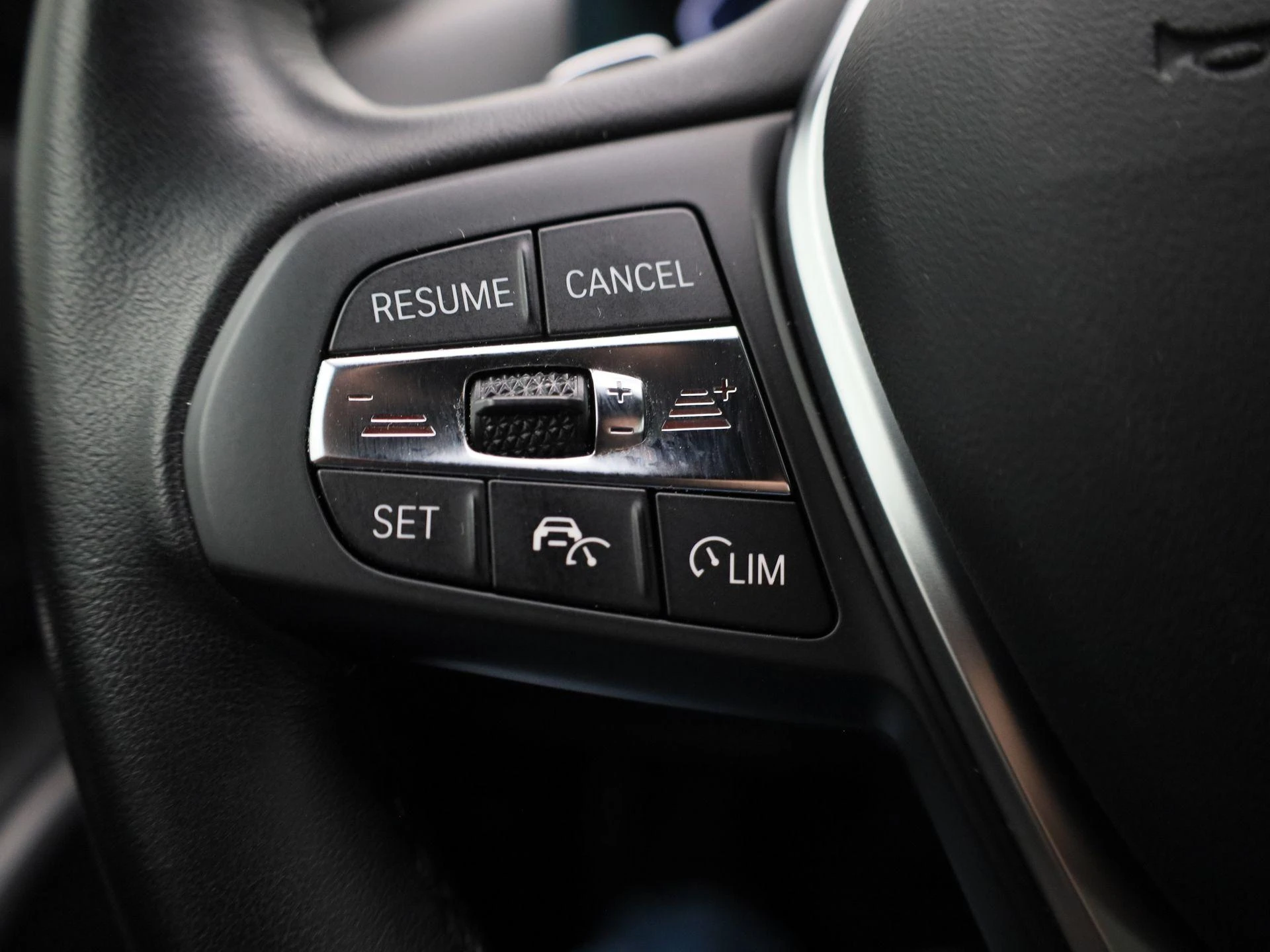 BMW-3 Serie-image-21