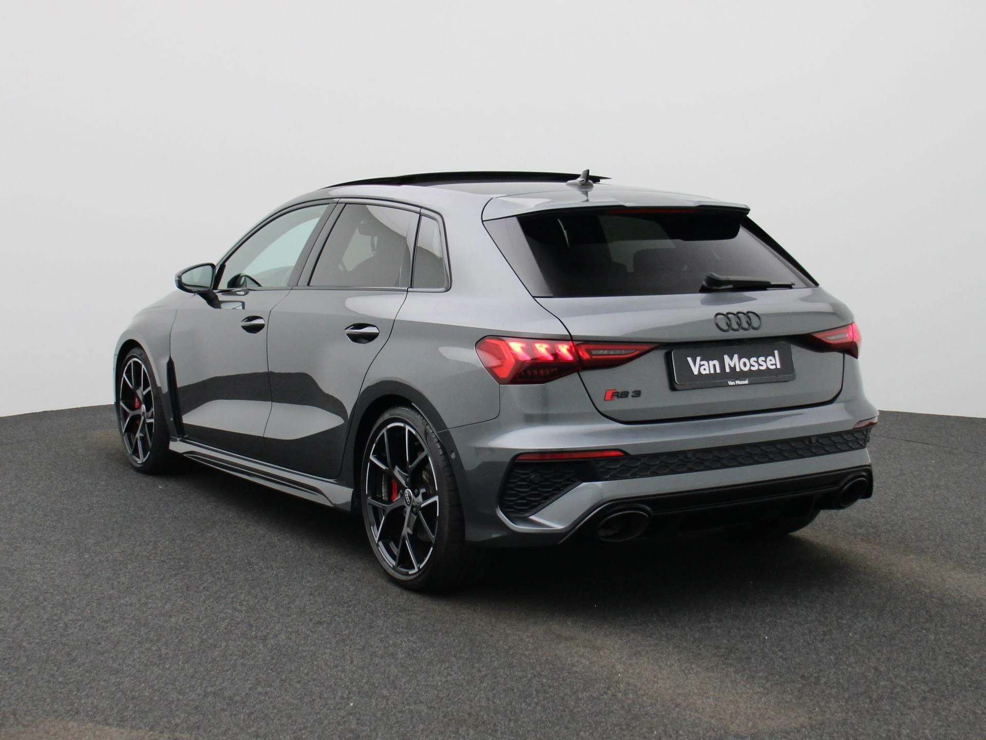 Audi-RS3-image-1