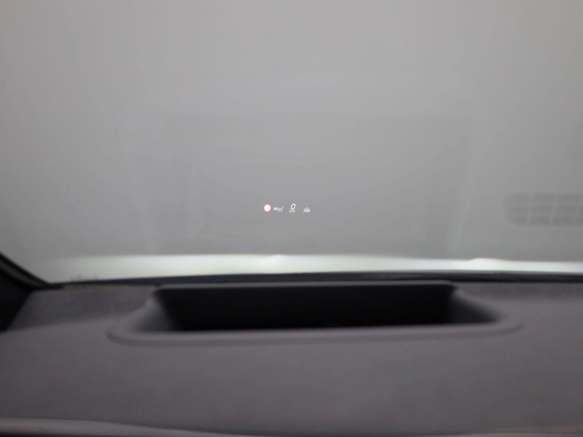 Mercedes-Benz-EQE-image-22