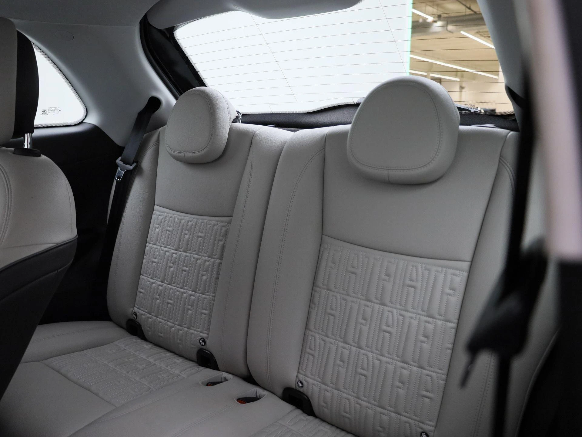 Fiat-500e-image-9
