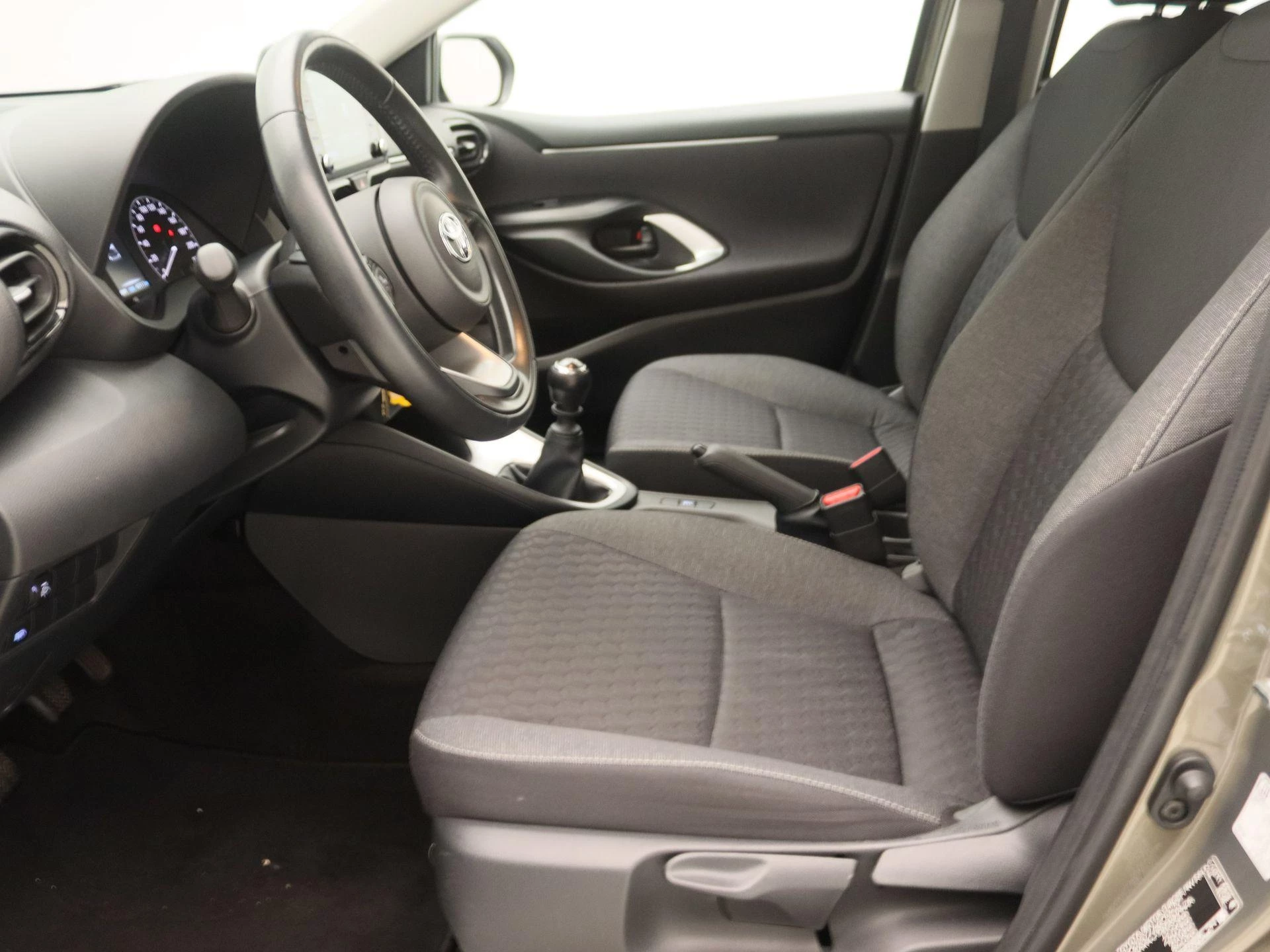 Toyota Yaris 1.5 VVT-i Active