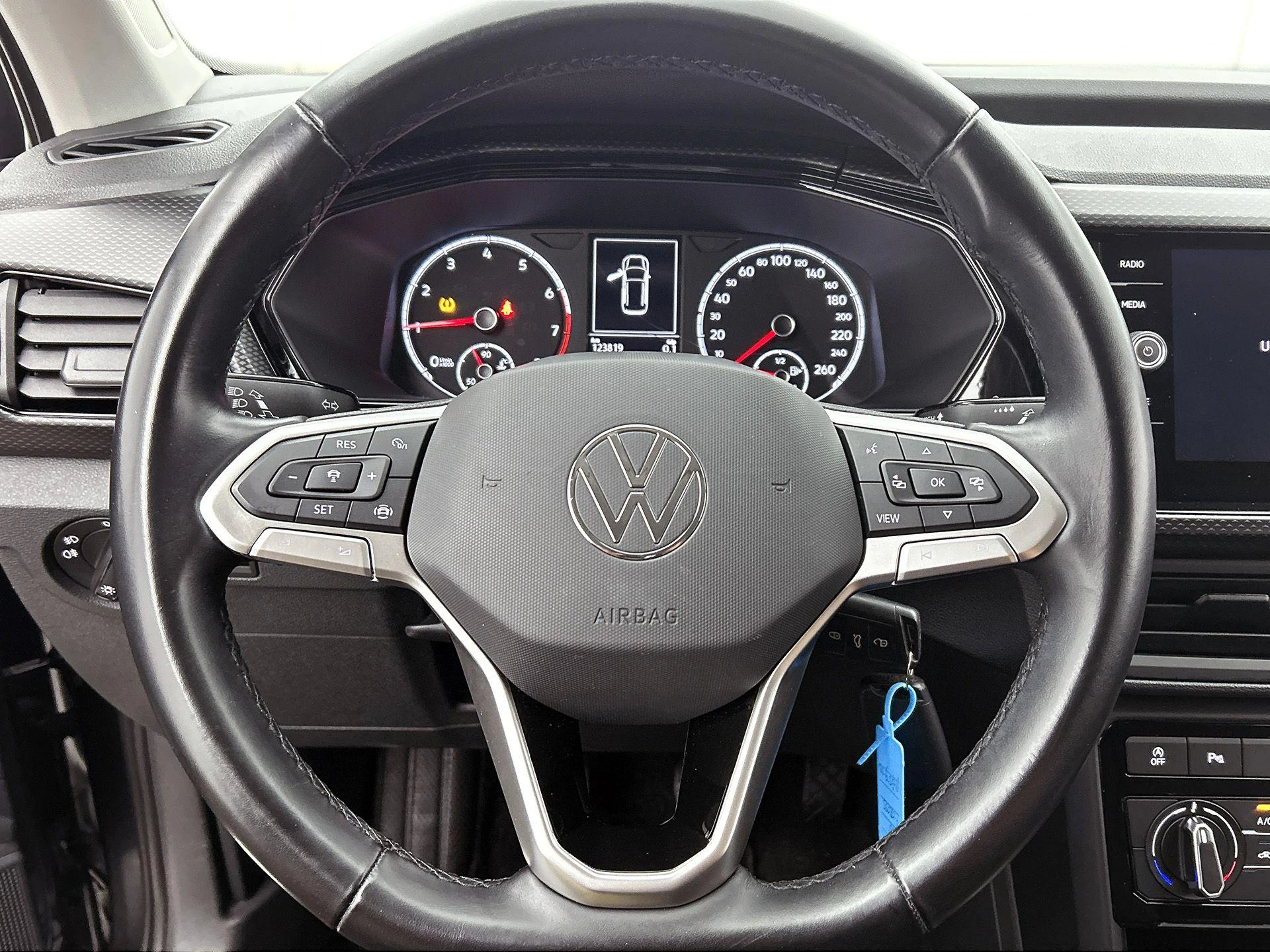 Volkswagen-T-Cross-image-30