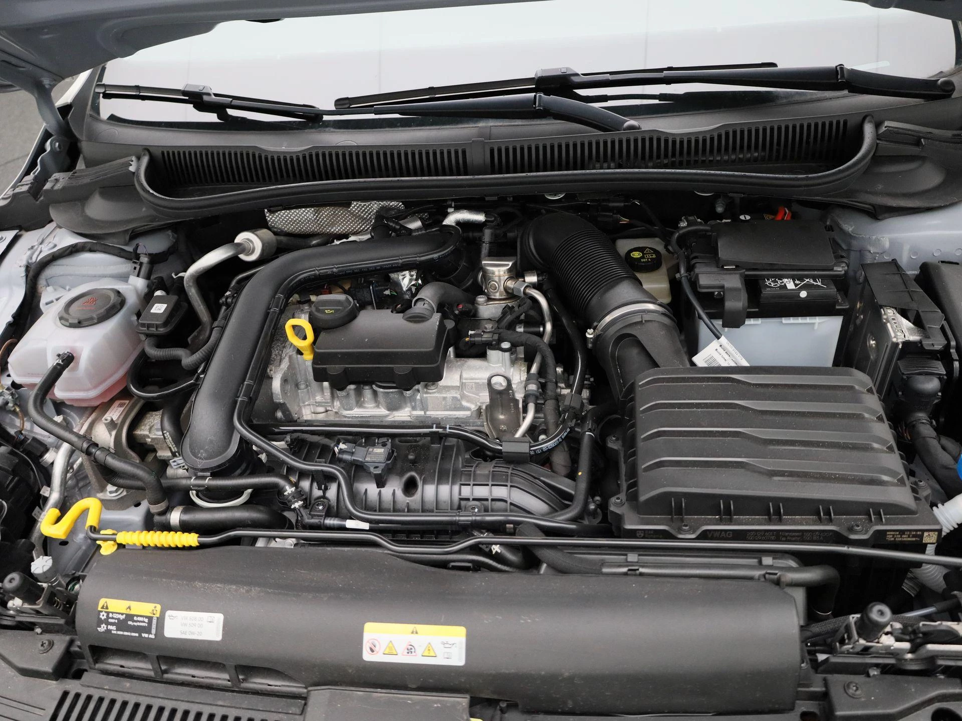 Volkswagen-Polo-image-35