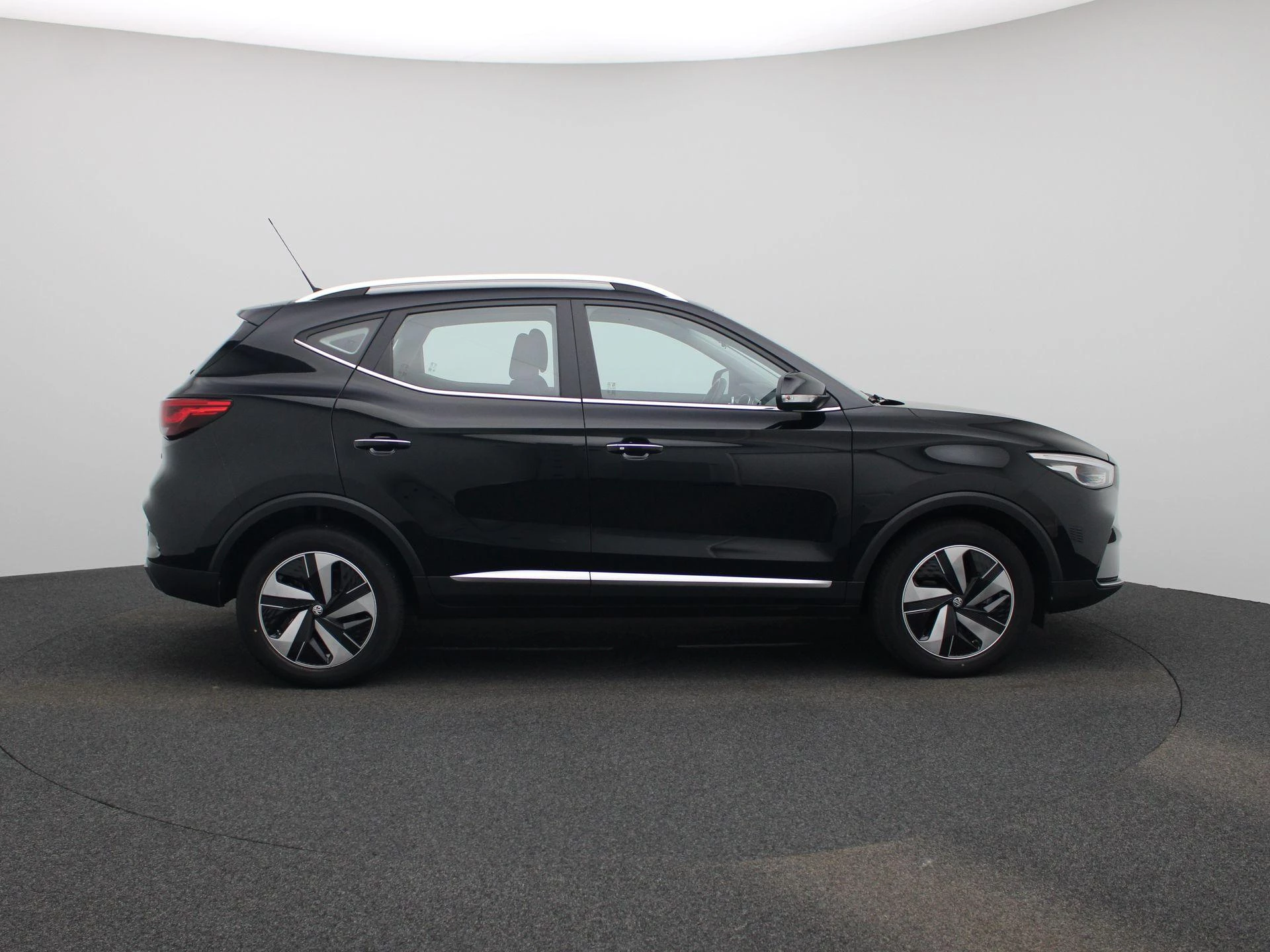 MG-ZS EV-image-5