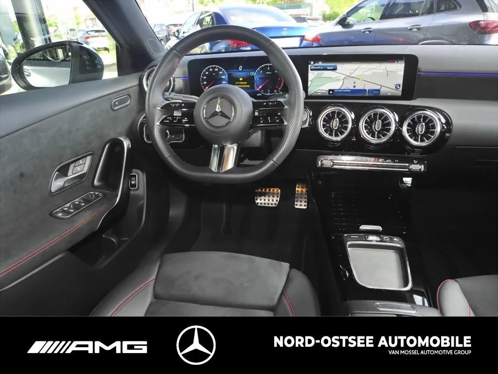 Mercedes-Benz A-Klasse 200 d LIMO AMG ADVANCED+ PANO TEMPO SHZ NIGHT AMG Line