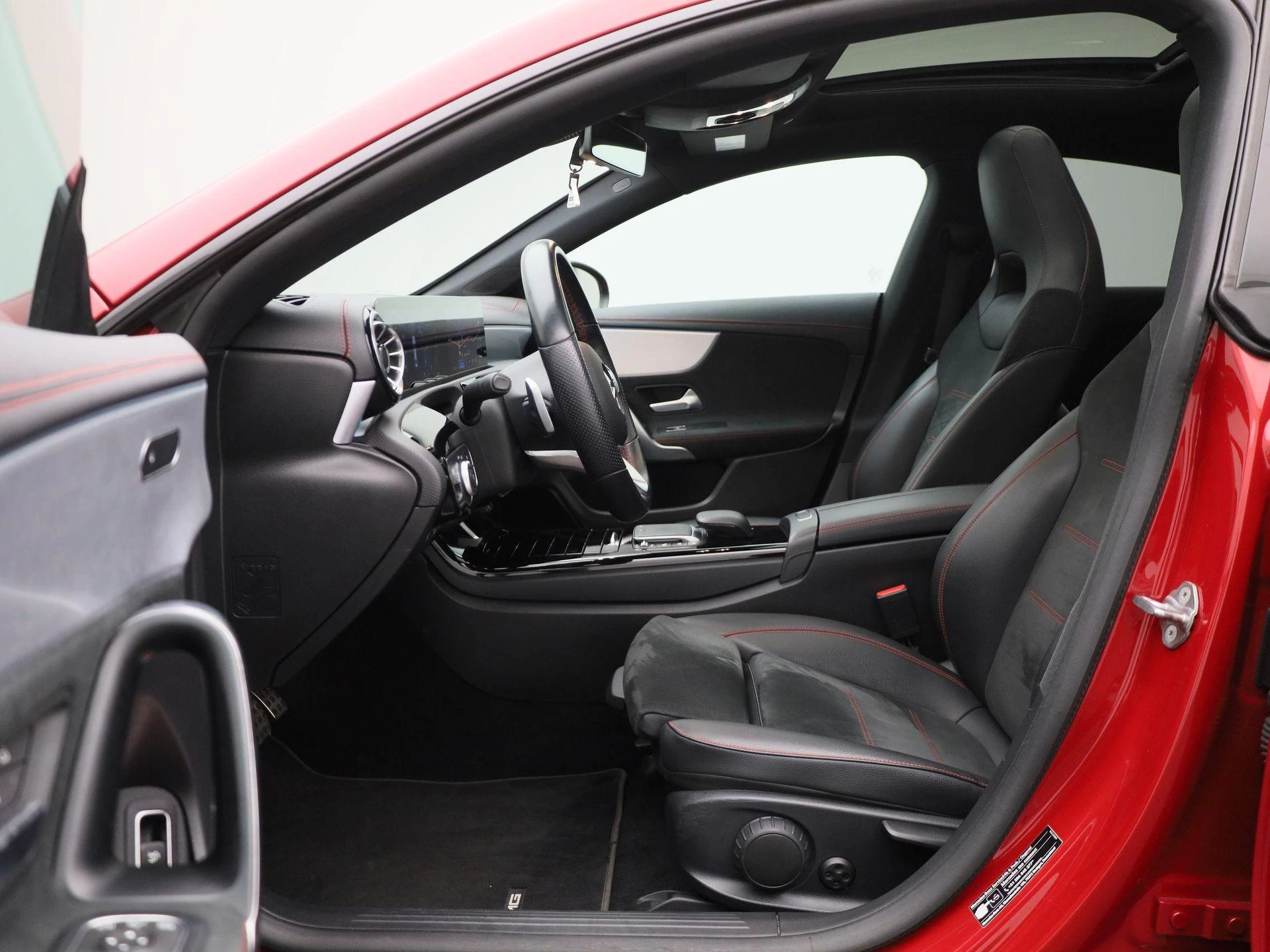 Mercedes-Benz CLA 200 Business Solution AMG