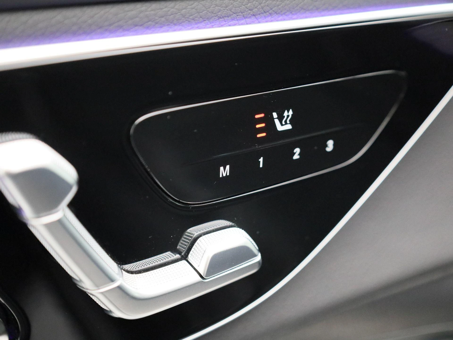 Mercedes-Benz-GLC-image-34