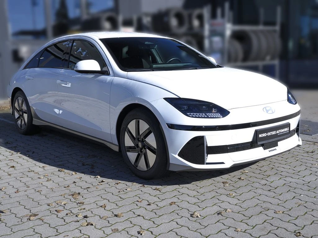 Hyundai-IONIQ 6-image-4