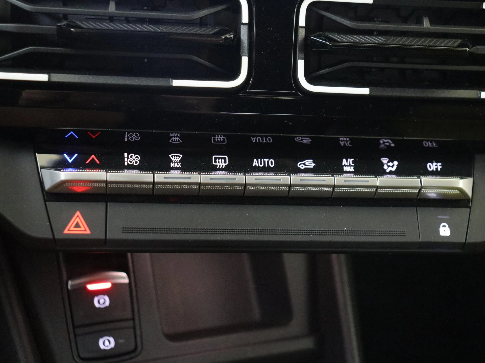 Renault 5 urban range iconic cinq 40 kWh
