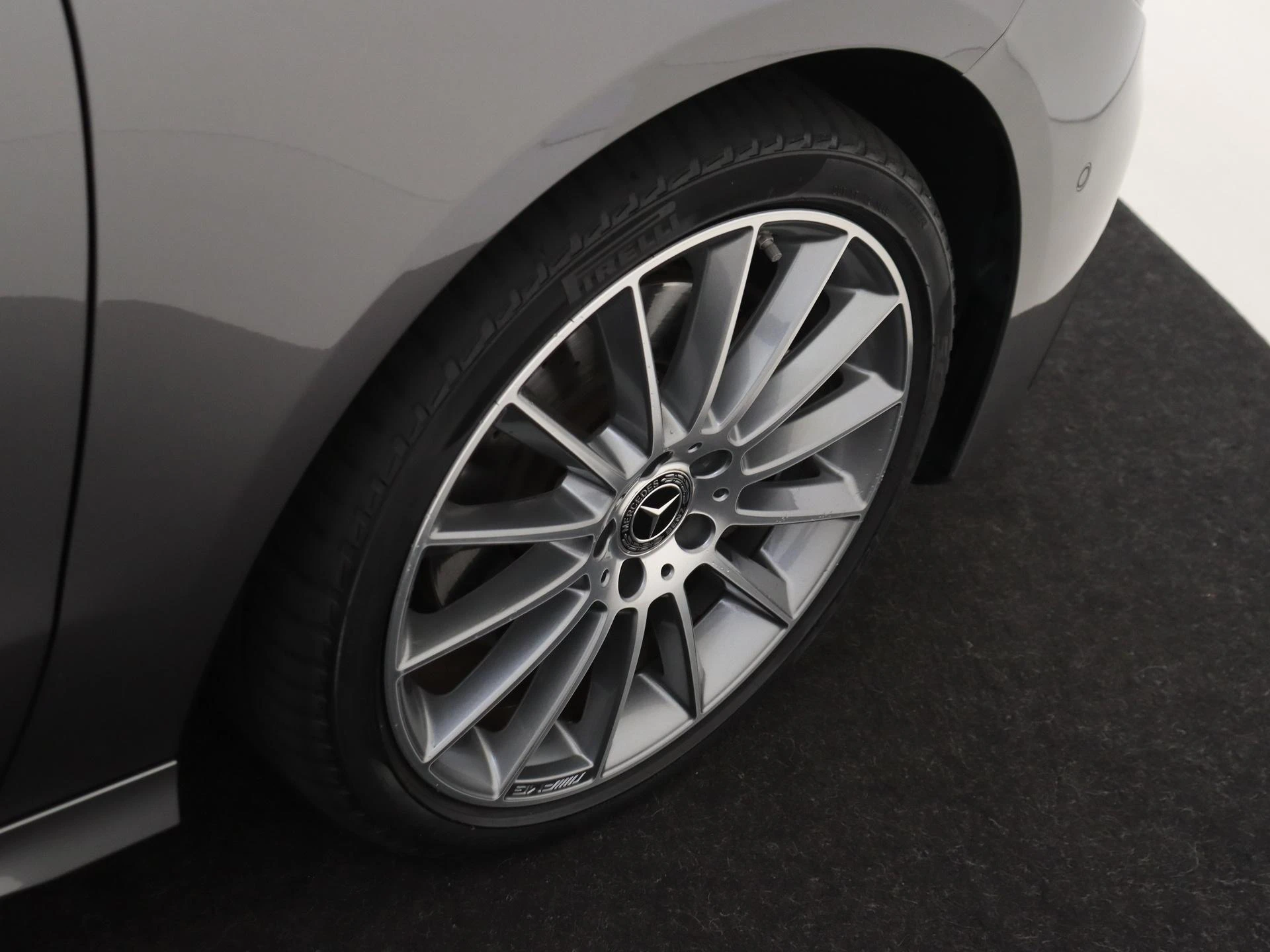 Mercedes-Benz-CLA-image-32