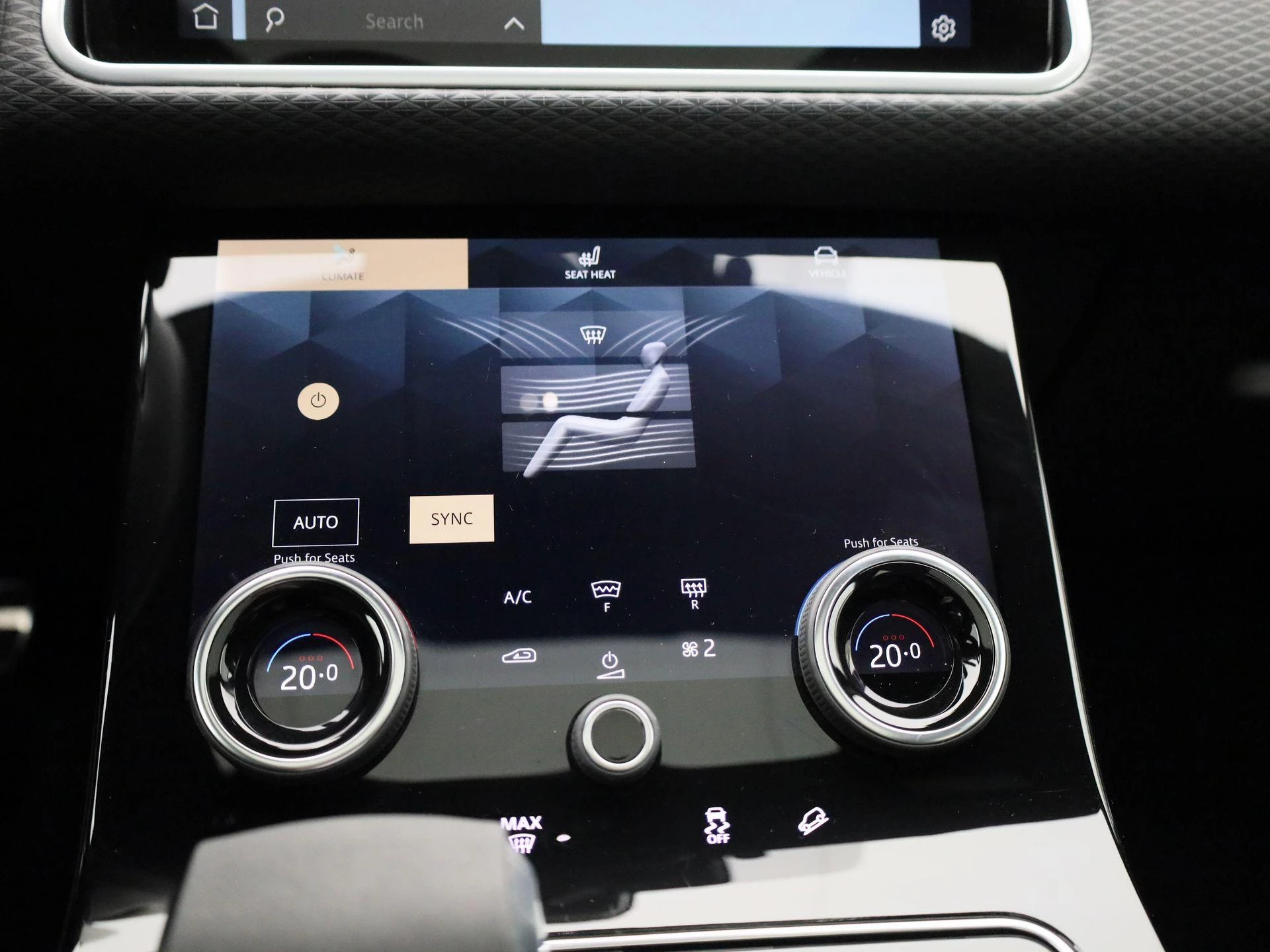 Land Rover-Range Rover Velar-image-17