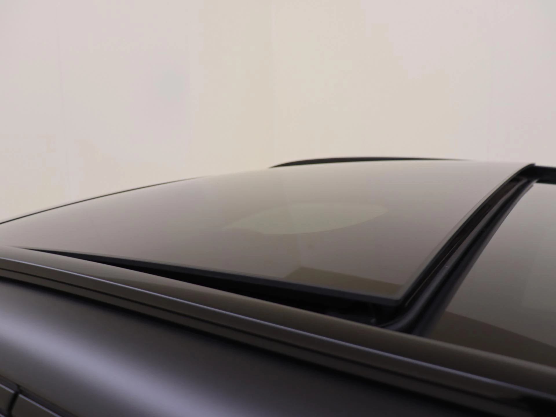 Mercedes-Benz-GLA-image-28