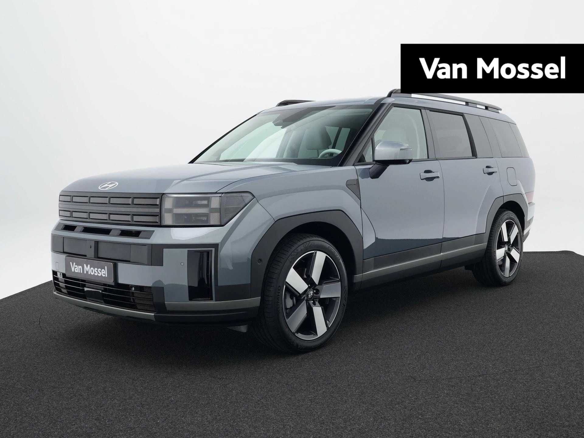 Hyundai-Santa Fe-image-0