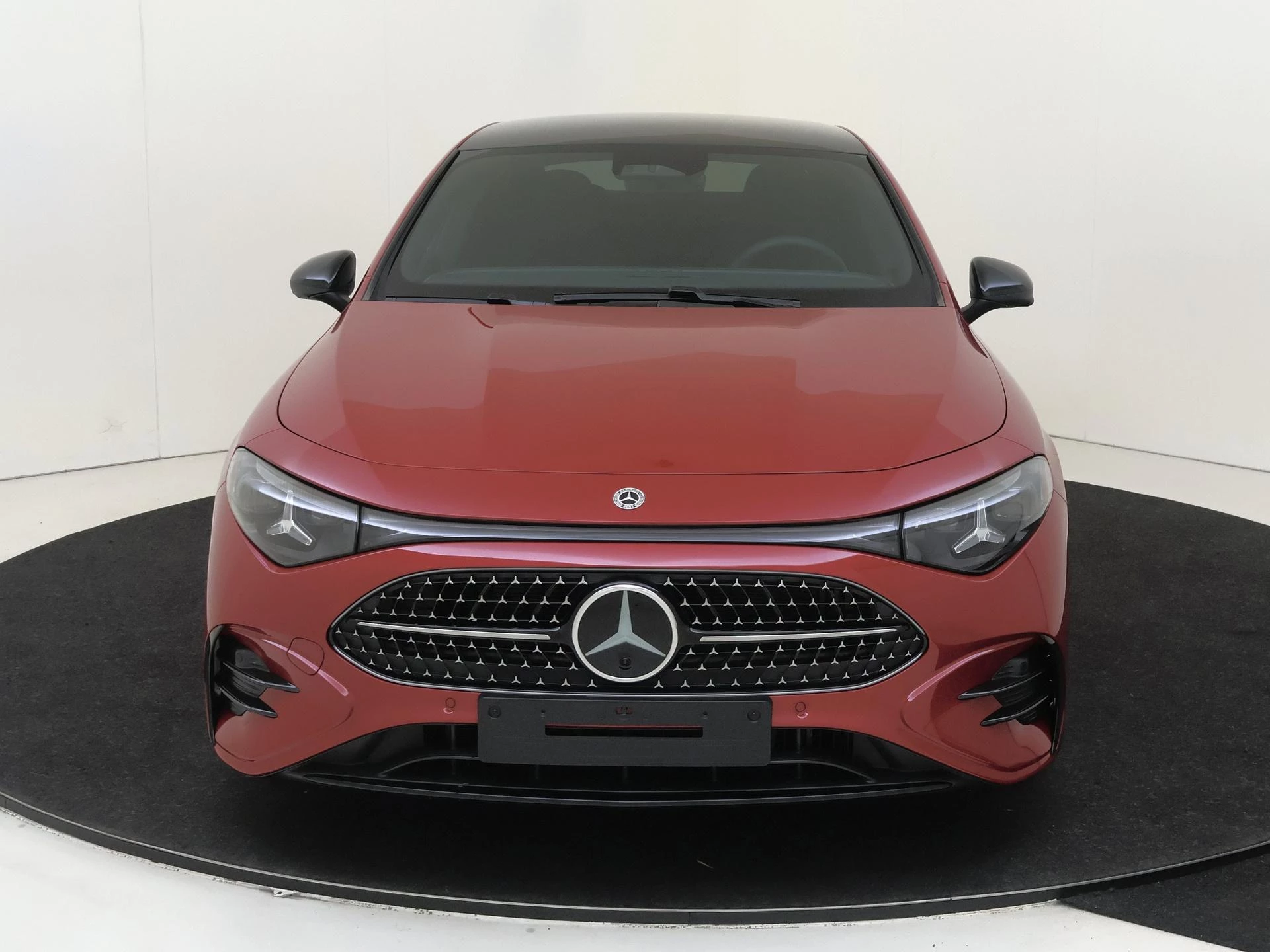 Mercedes-Benz-CLA-image-5