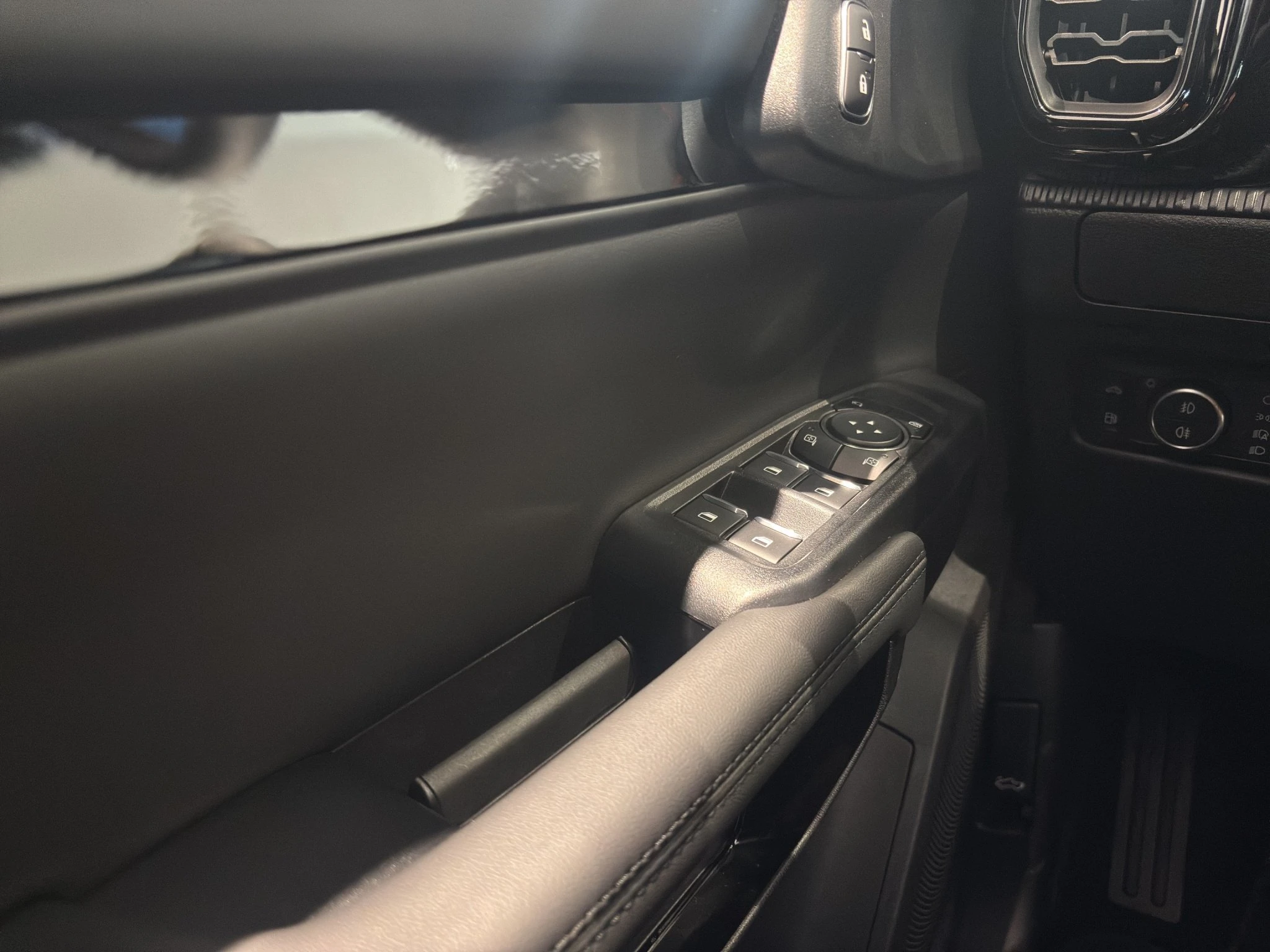Ford-Ranger-image-13