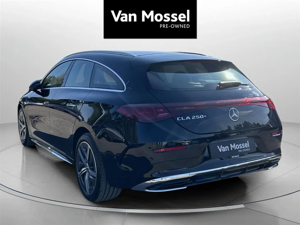 Mercedes-Benz-CLA-image-7