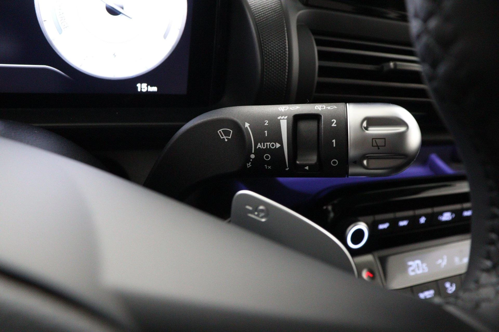 Hyundai-Inster-image-24