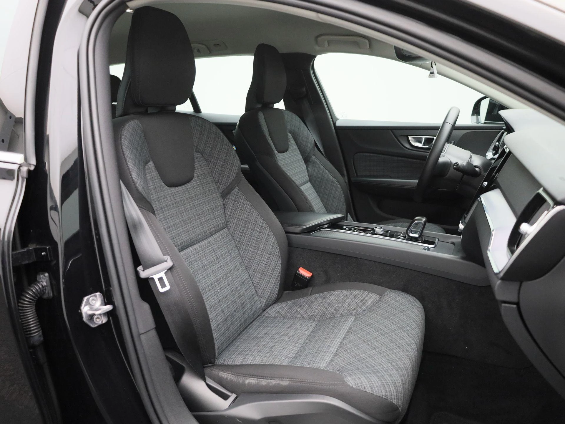 Volvo-V60-image-31