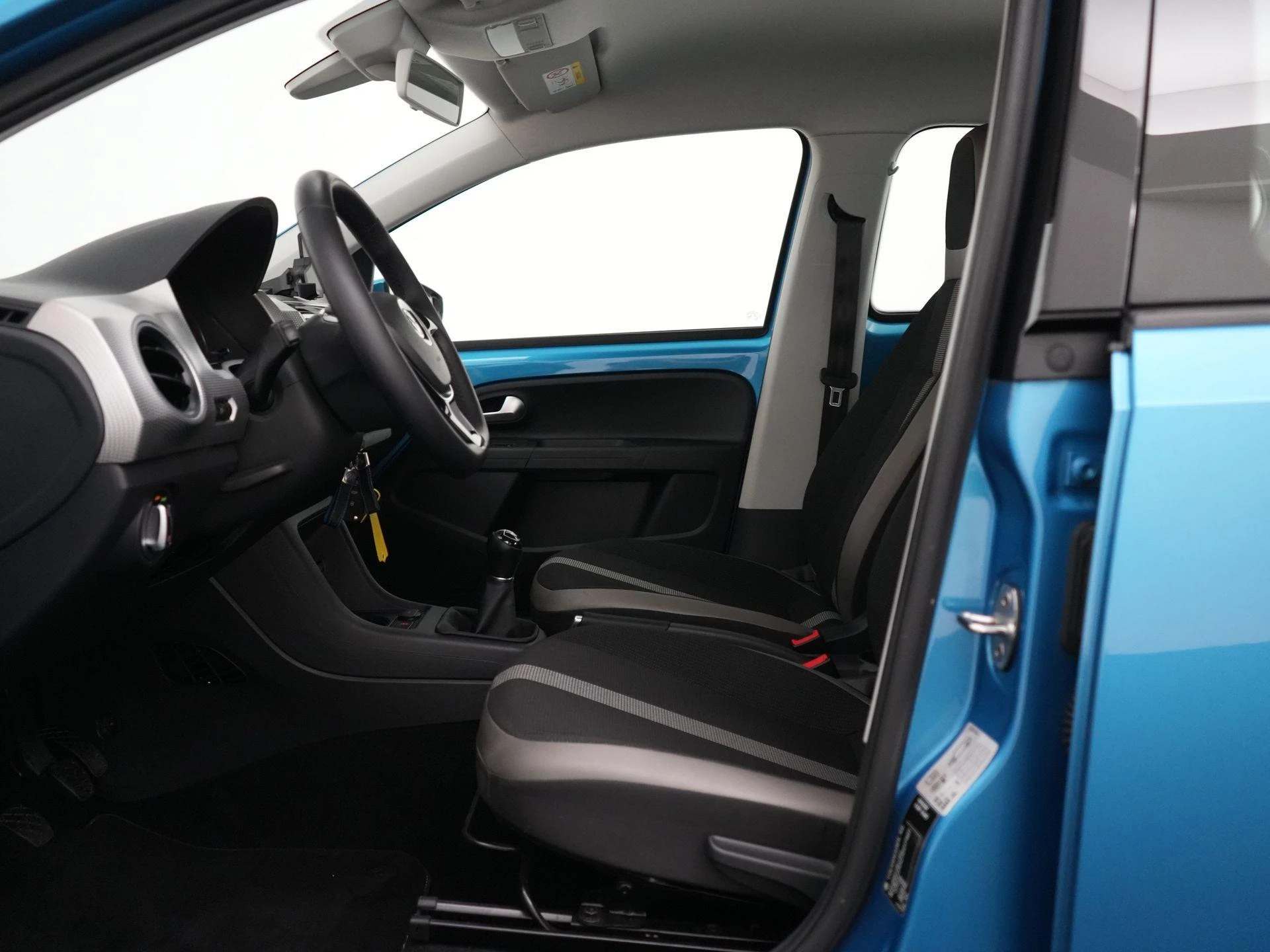 Volkswagen up! 1.0 BMT high up!