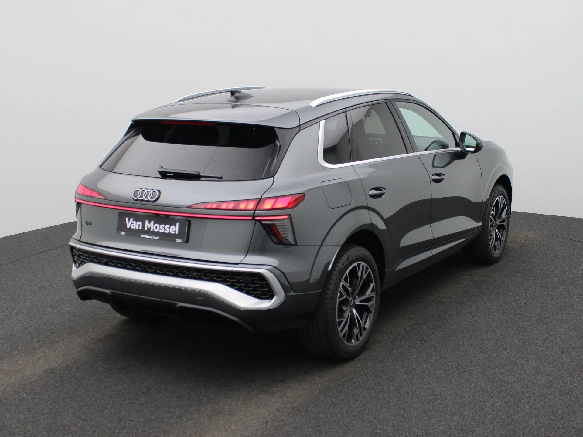 Audi-Q3-image-60
