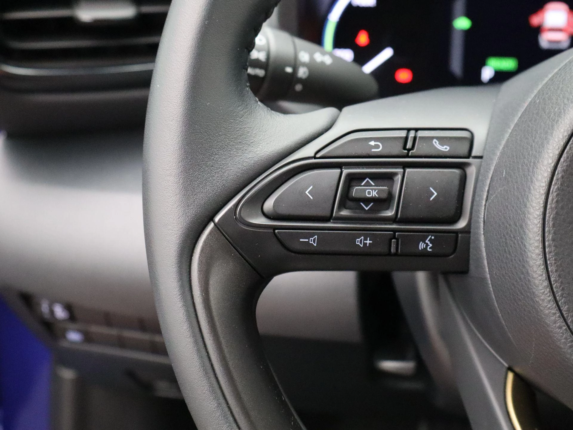 Toyota-Yaris Cross-image-22