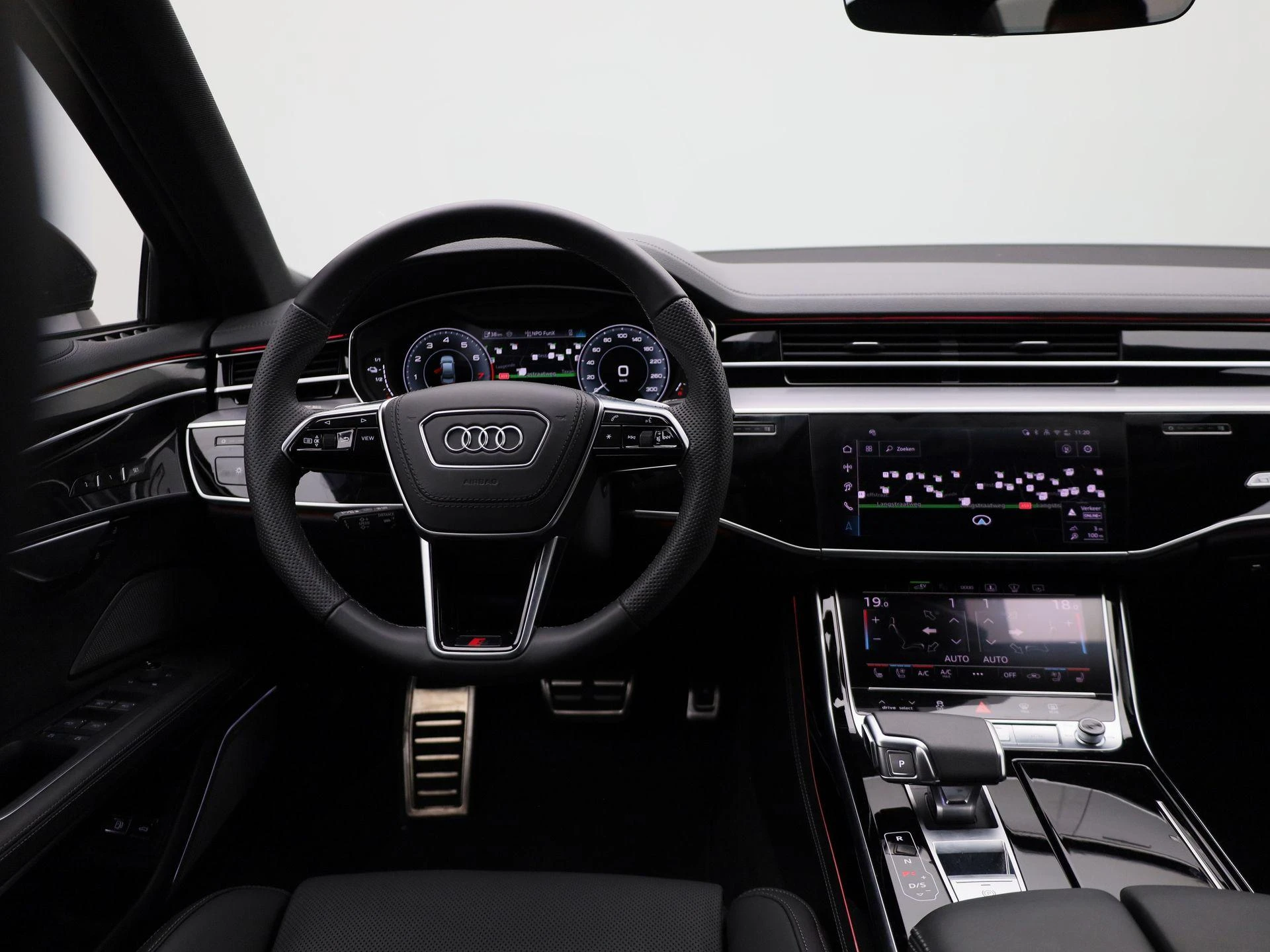 Audi-A8-image-8