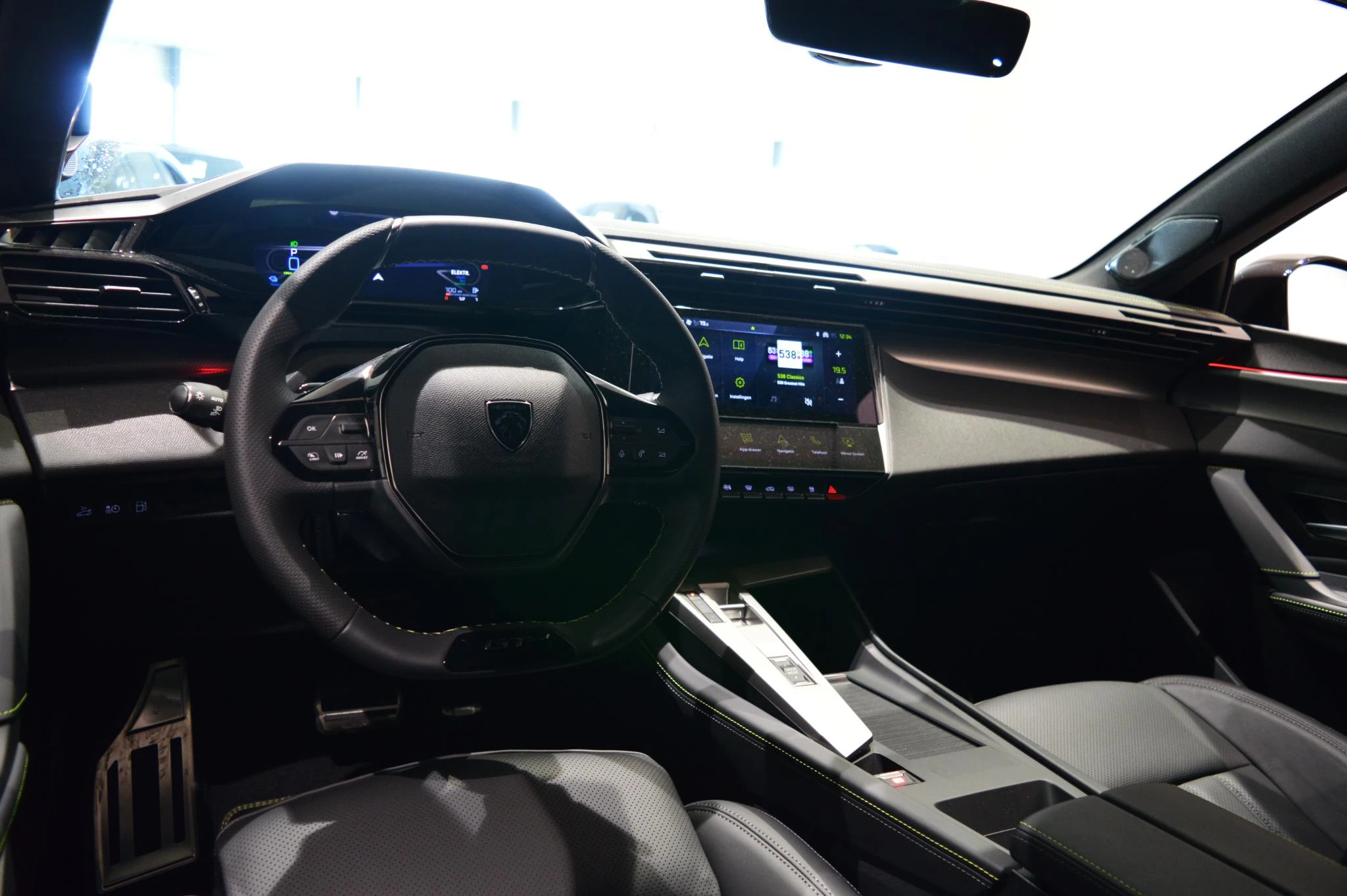 Peugeot-408-image-11