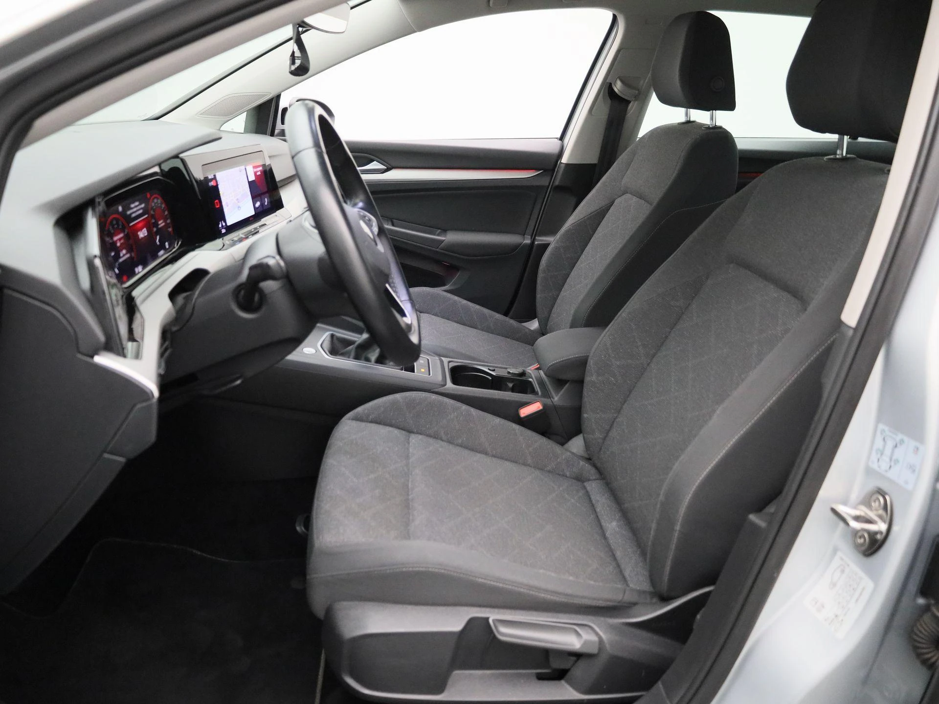 Volkswagen-Golf-image-11