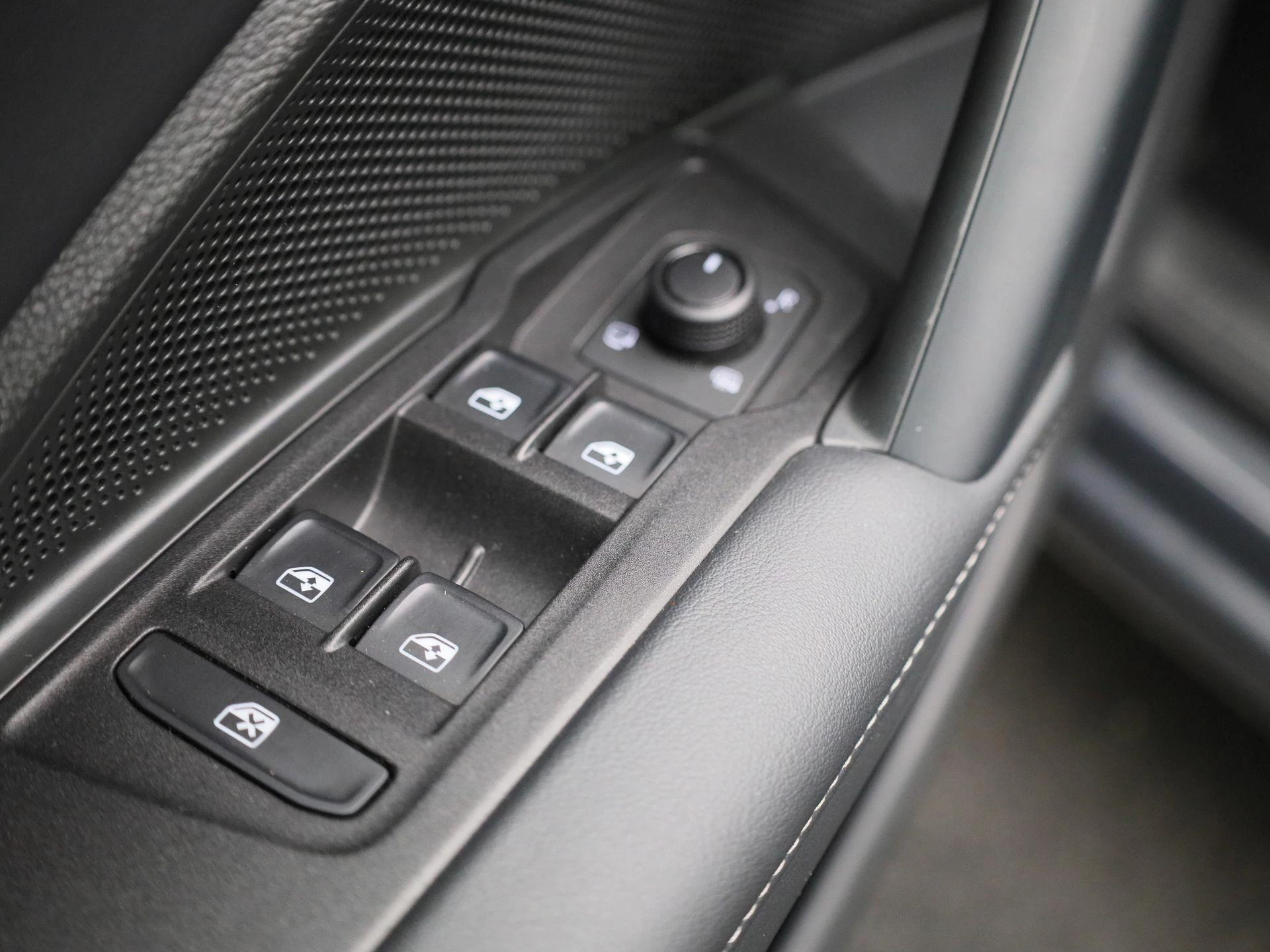 Volkswagen-Tayron-image-34