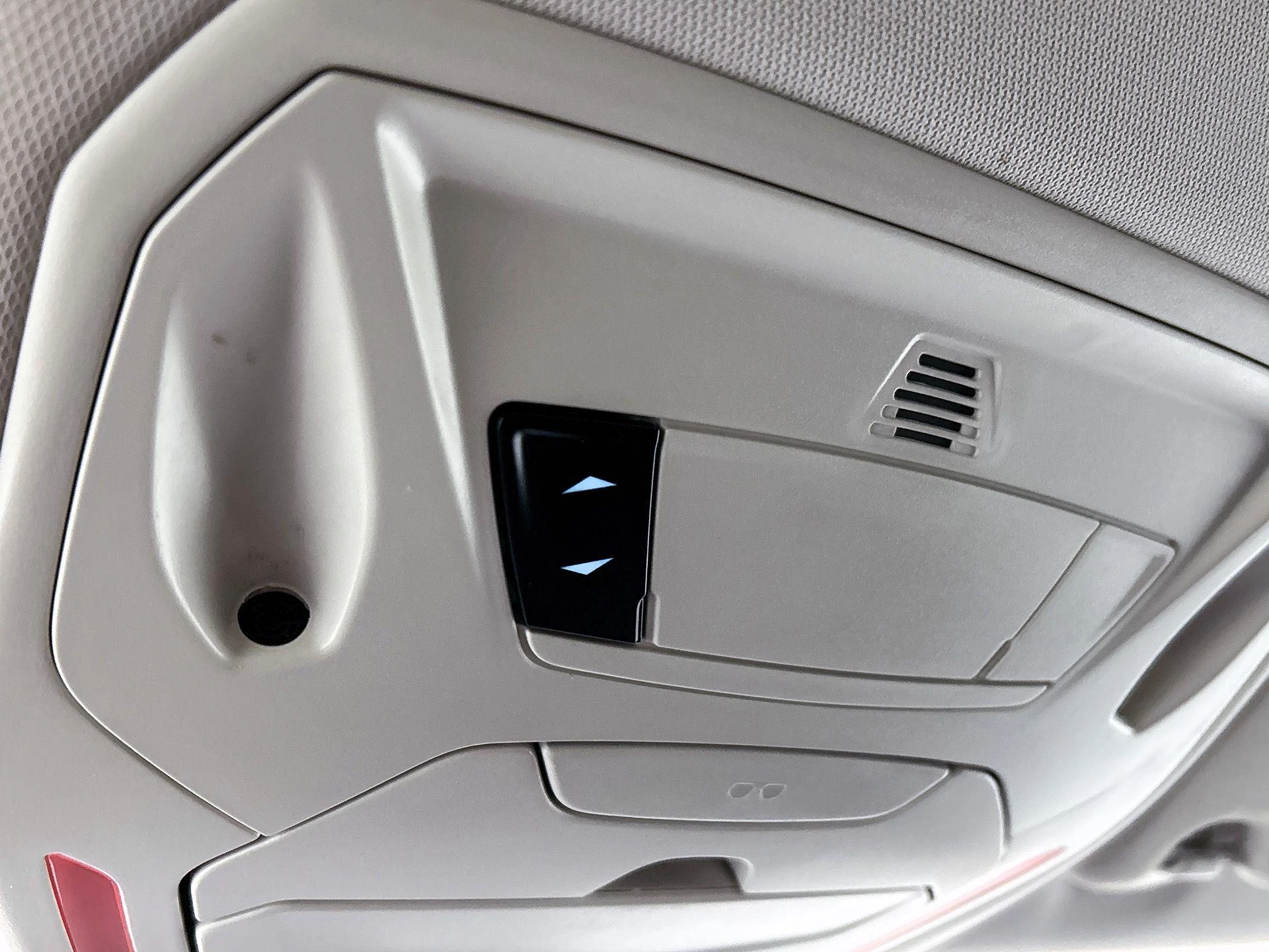 Ford-C-MAX-image-18