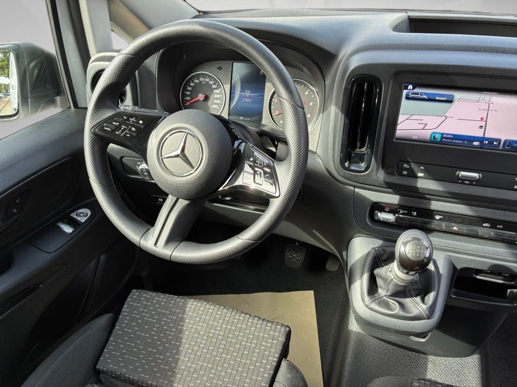 Mercedes-Benz-Vito 116-image-10