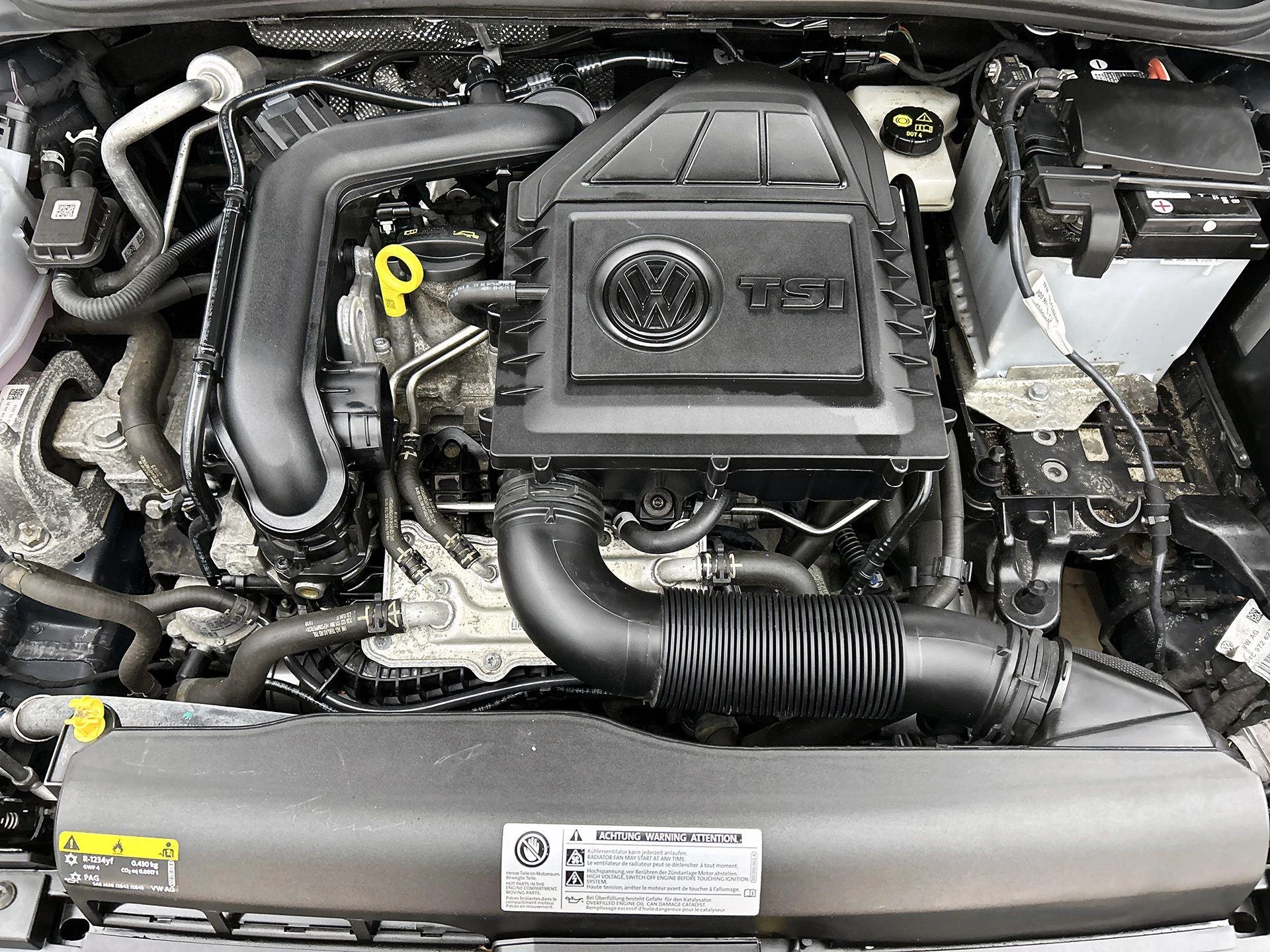 Volkswagen-Polo-image-28