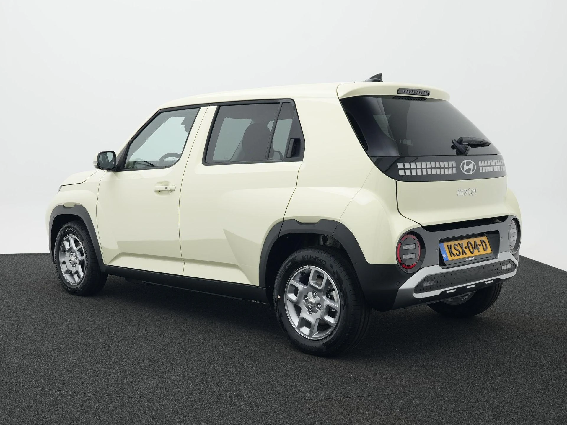 Hyundai-Inster-image-2