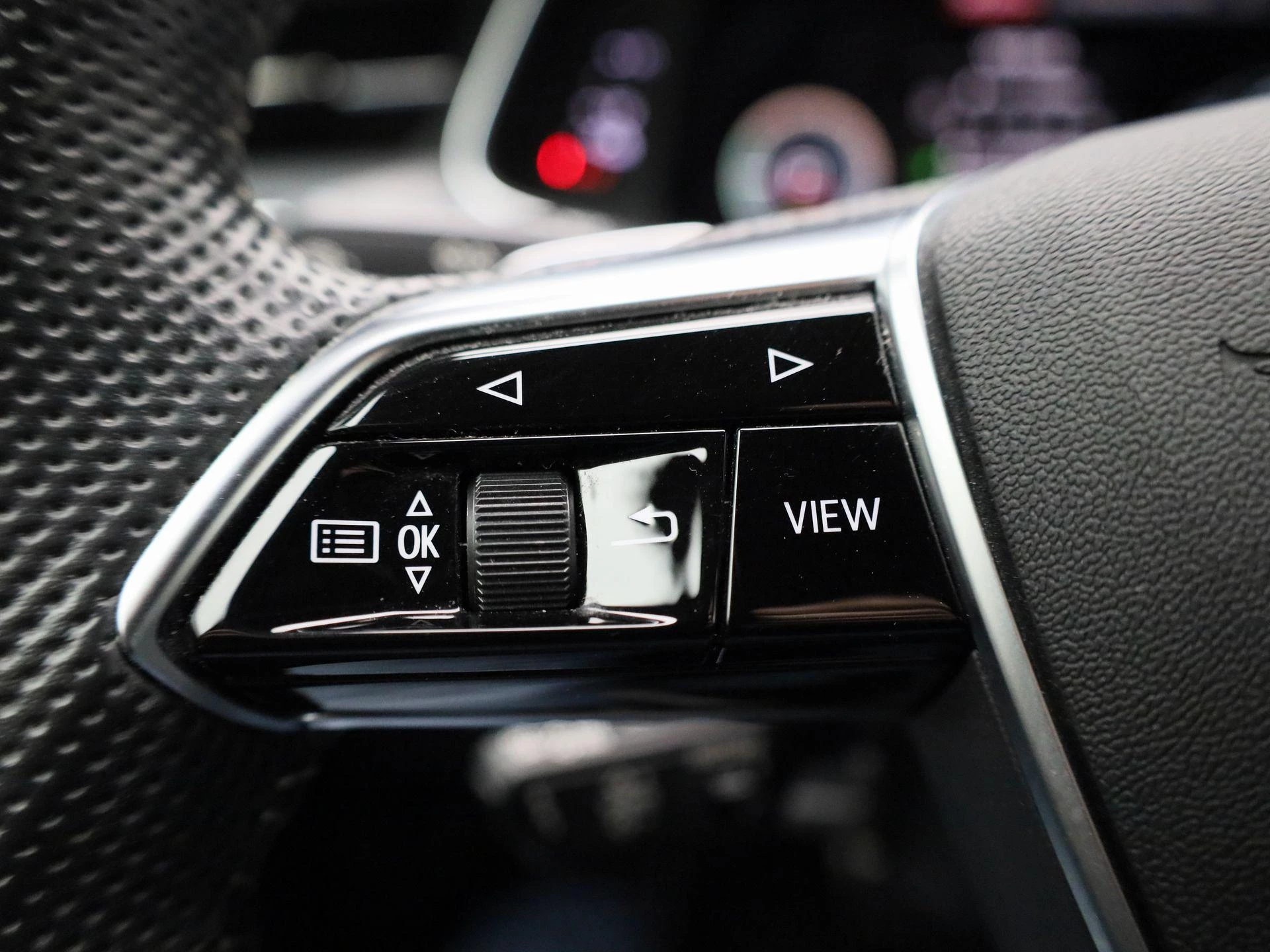 Audi A6 Avant Competition 55 TFSI e S tronic Quattro