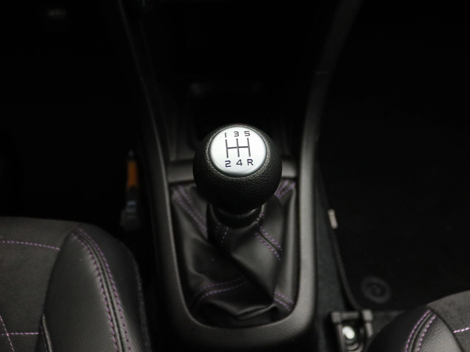 Suzuki-Swift-image-16
