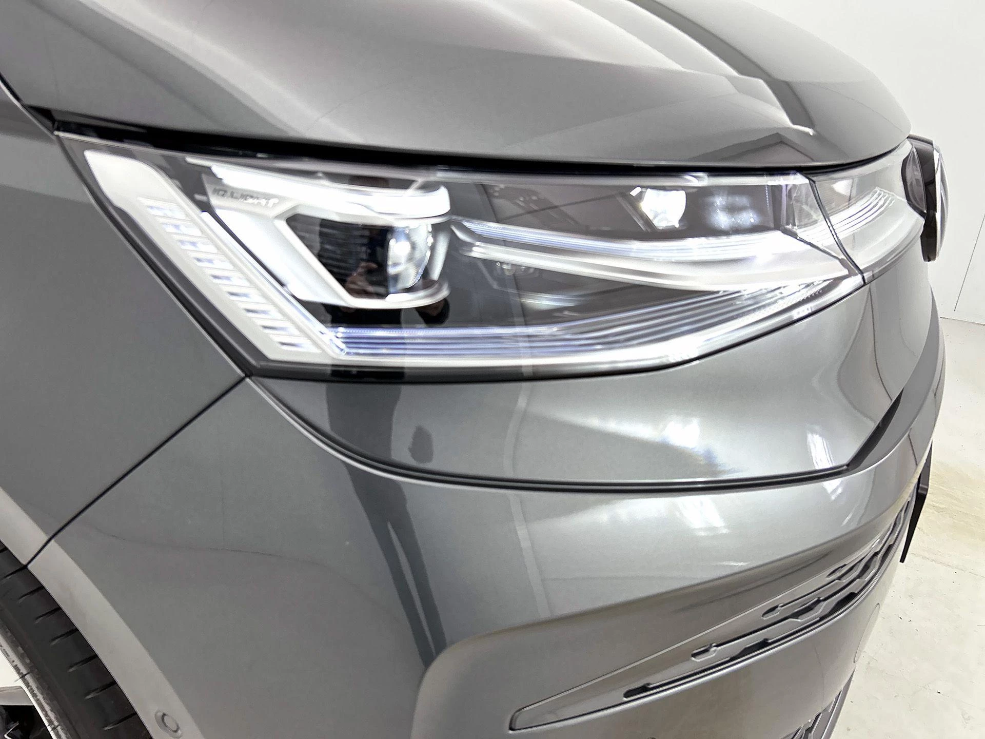 Volkswagen-Multivan-image-31