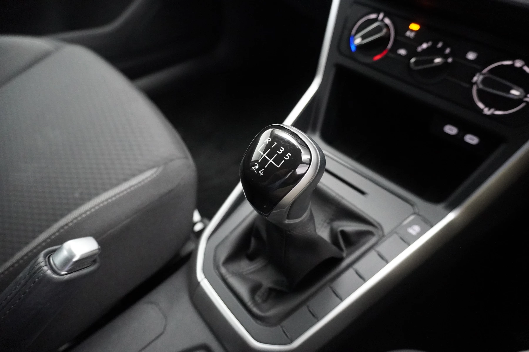 Volkswagen Polo 1.0 TSI Match 5dr