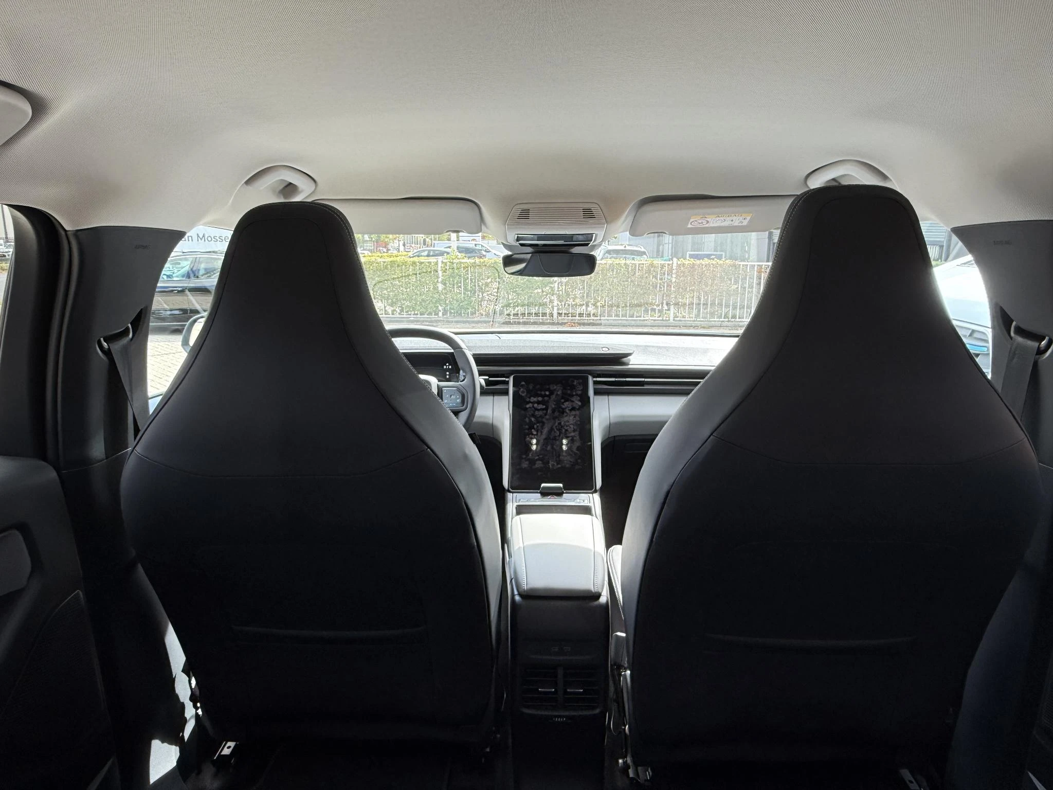 Ford-Explorer-image-22