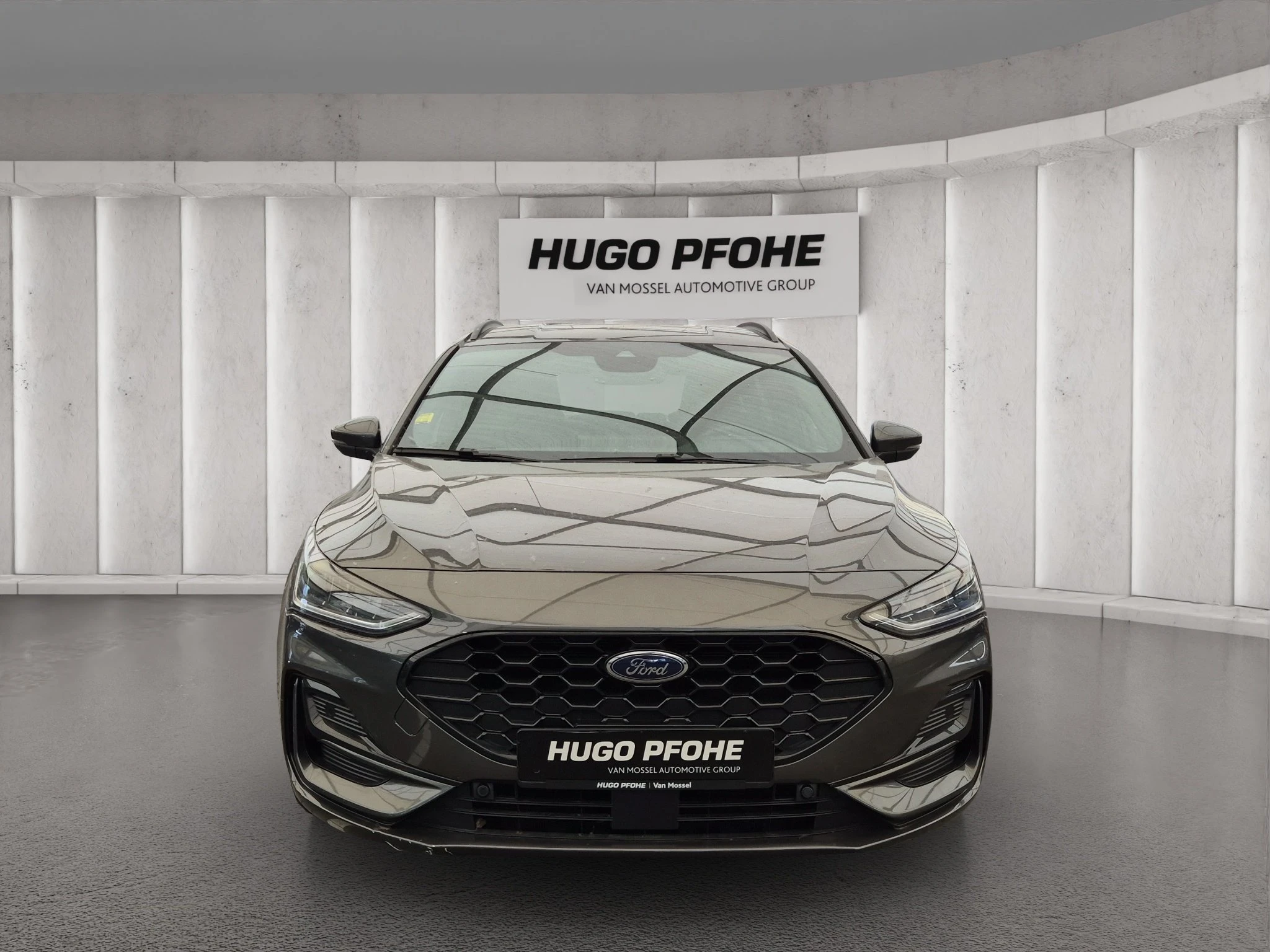Ford Focus ST-Line X Turnier Aut.*AHK*ACC*HUD*KAM*NAVI*WINTER-PKT.