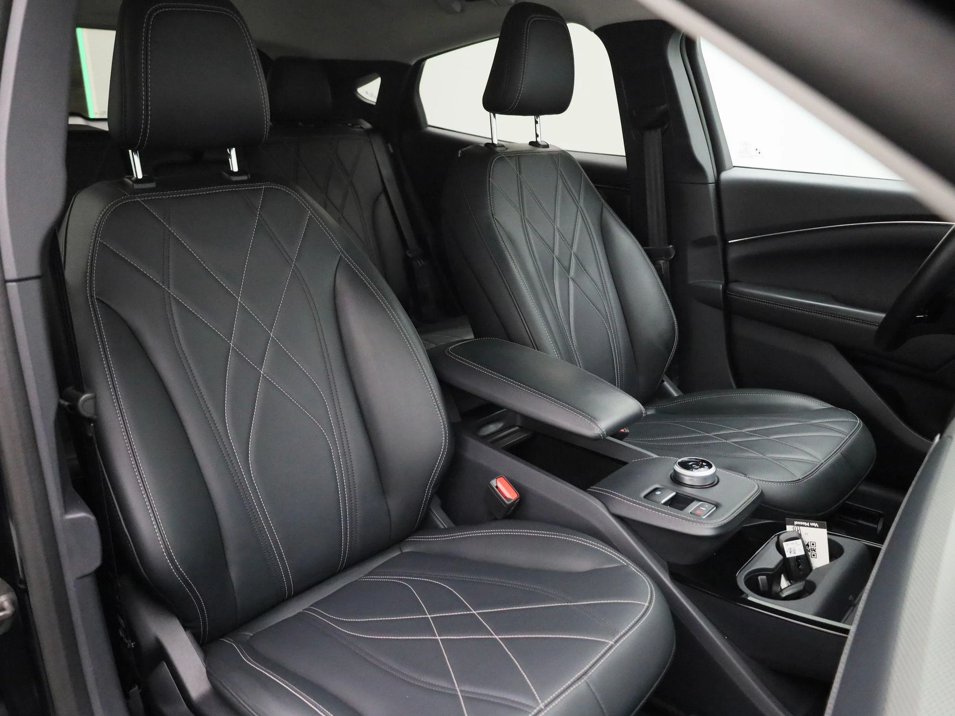 Ford Mustang Mach-E 72kWh Standard Range RWD