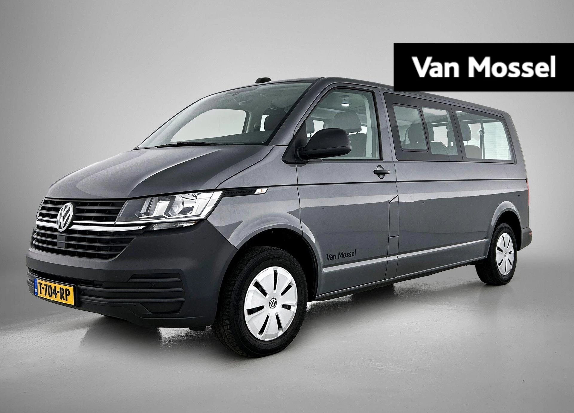 Volkswagen-Transporter-image-0