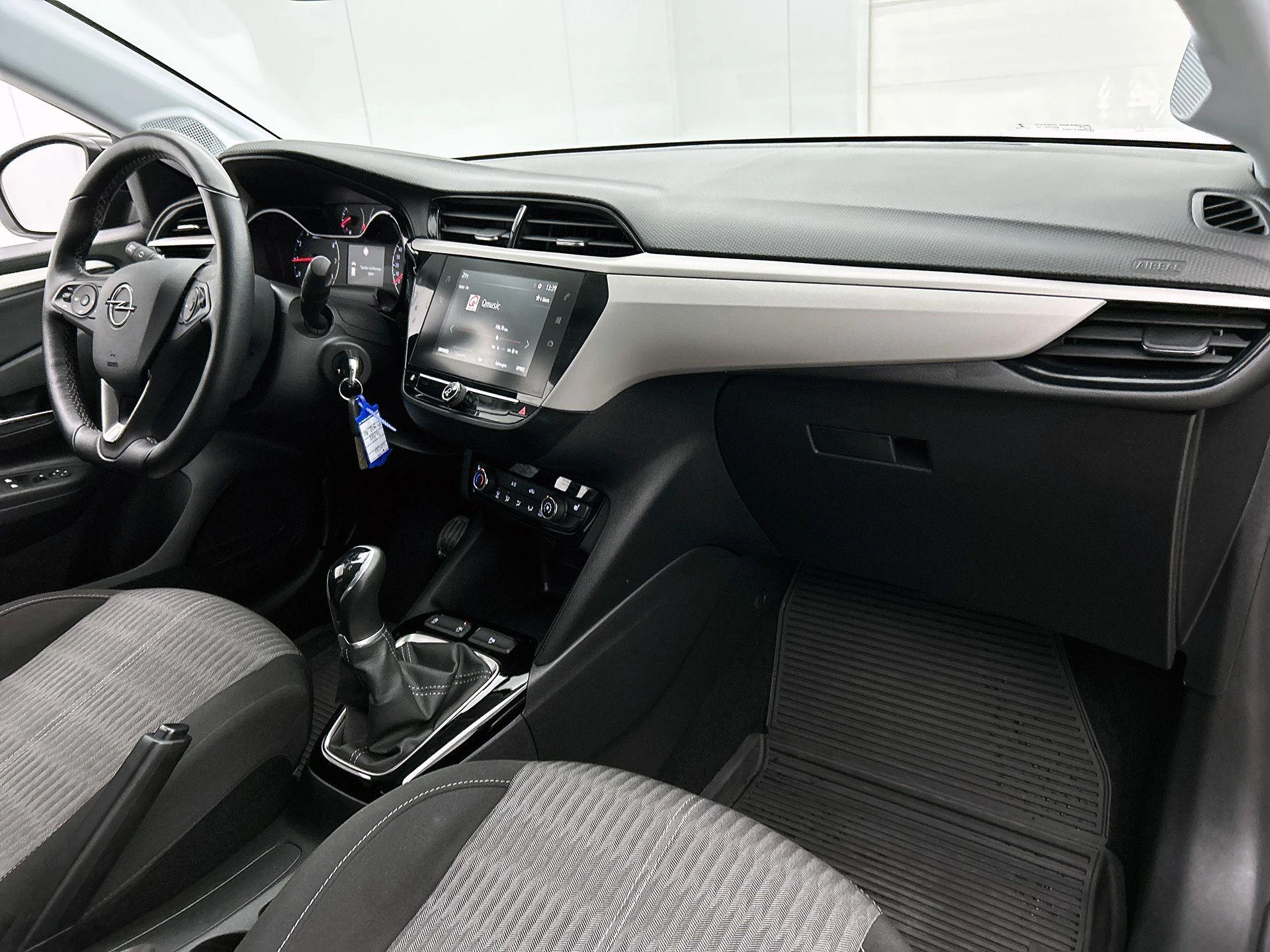 Opel-Corsa-image-19