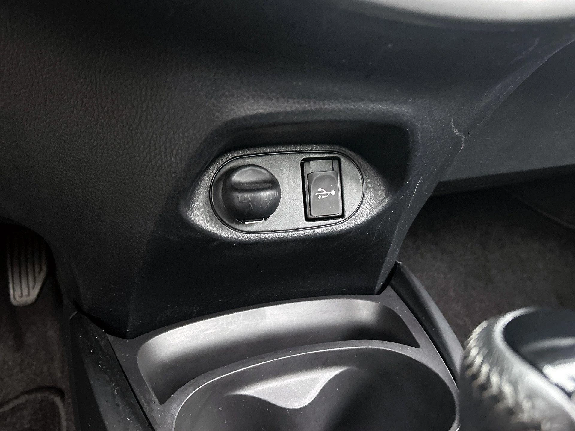Toyota-Yaris-image-28
