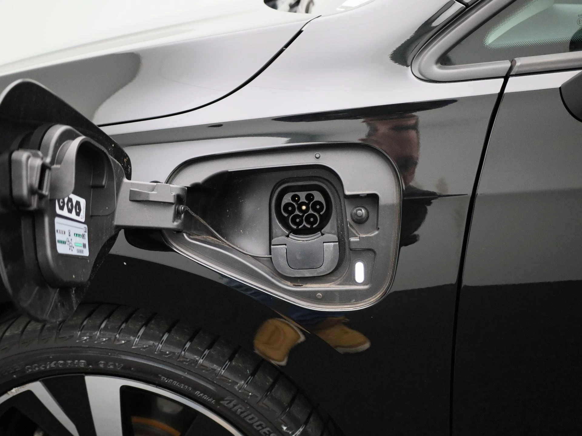 Volkswagen-Golf-image-13