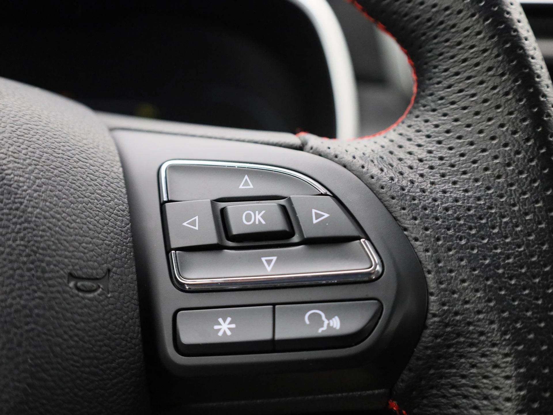 MG ZS 1.0 T-GDi AT LUXURY