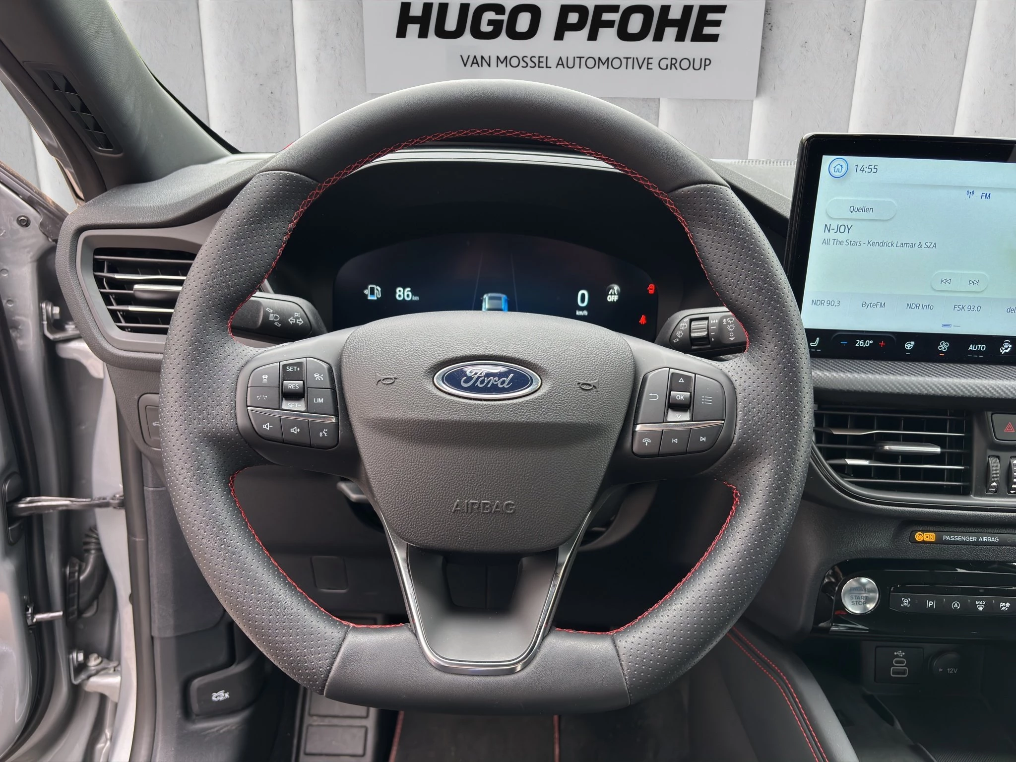 Ford Kuga ST-Line X Aut.*PANO*AHK*360GRAD*LED-MATRIX*NAVI*GRA*WINTER-PKT.