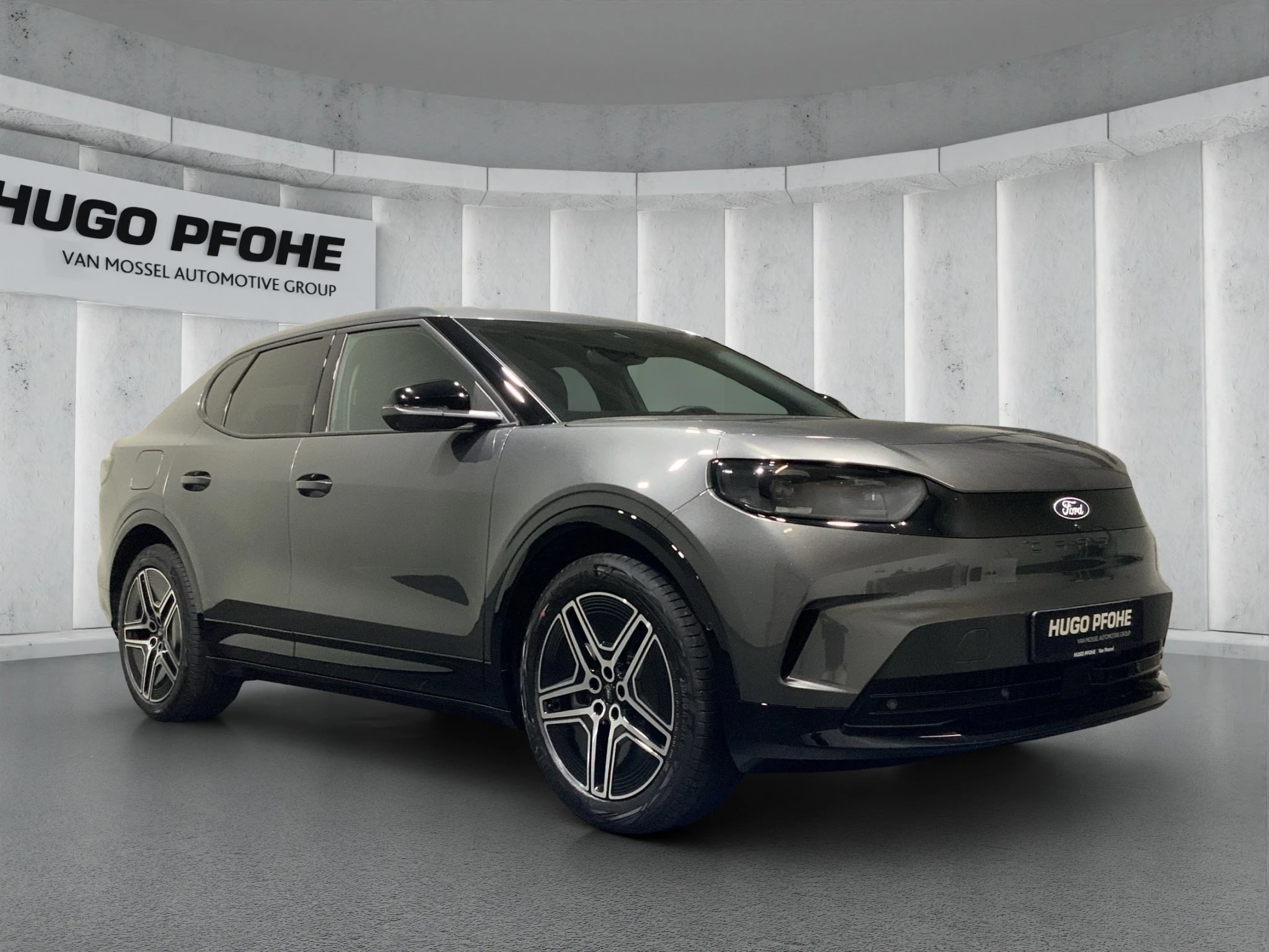 Ford Capri Premium SUV 77 kWh Elektromotor. Automatikgetriebe. Heckantrieb MJ 2025.75