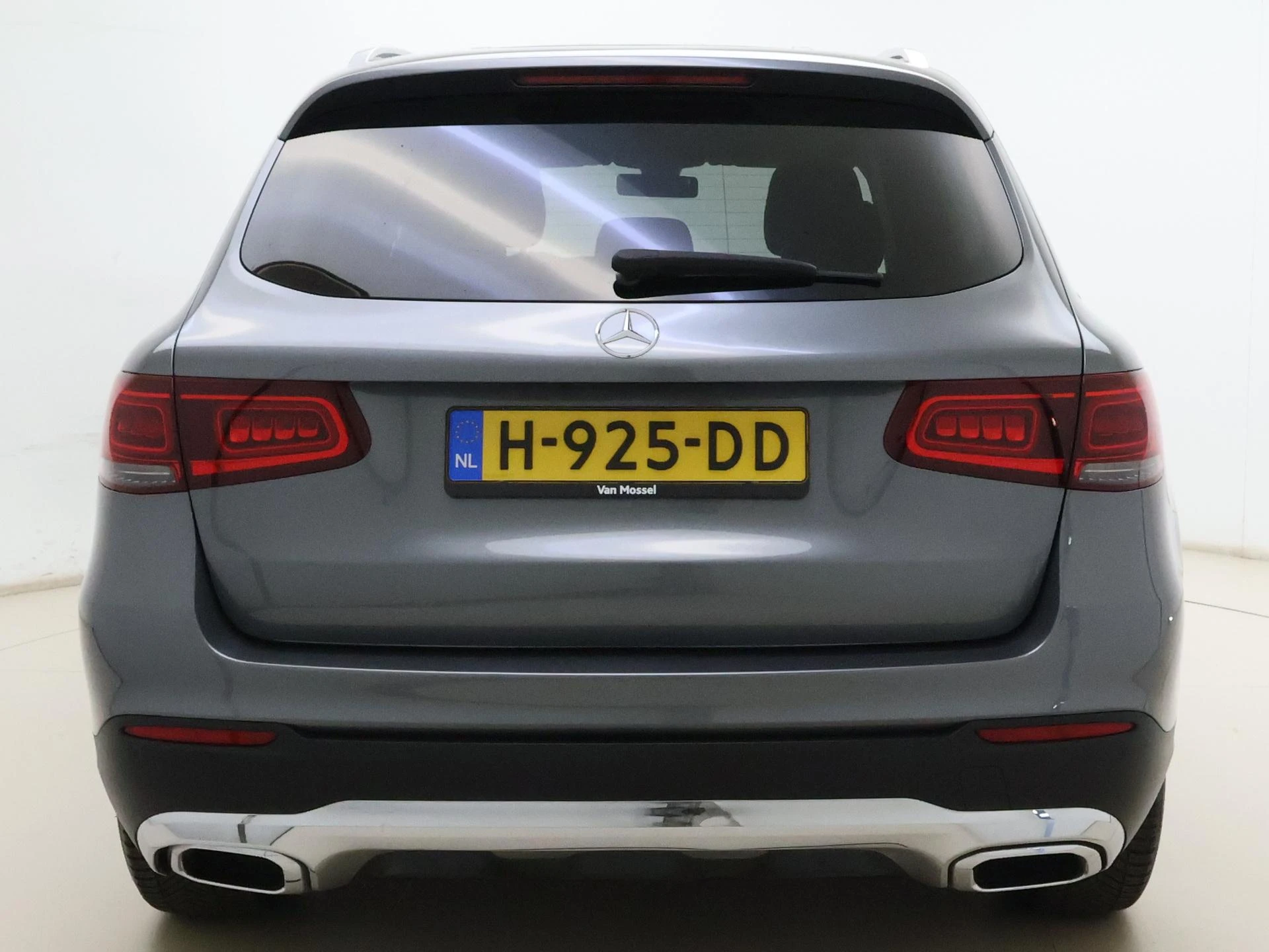Mercedes-Benz-GLC-image-7