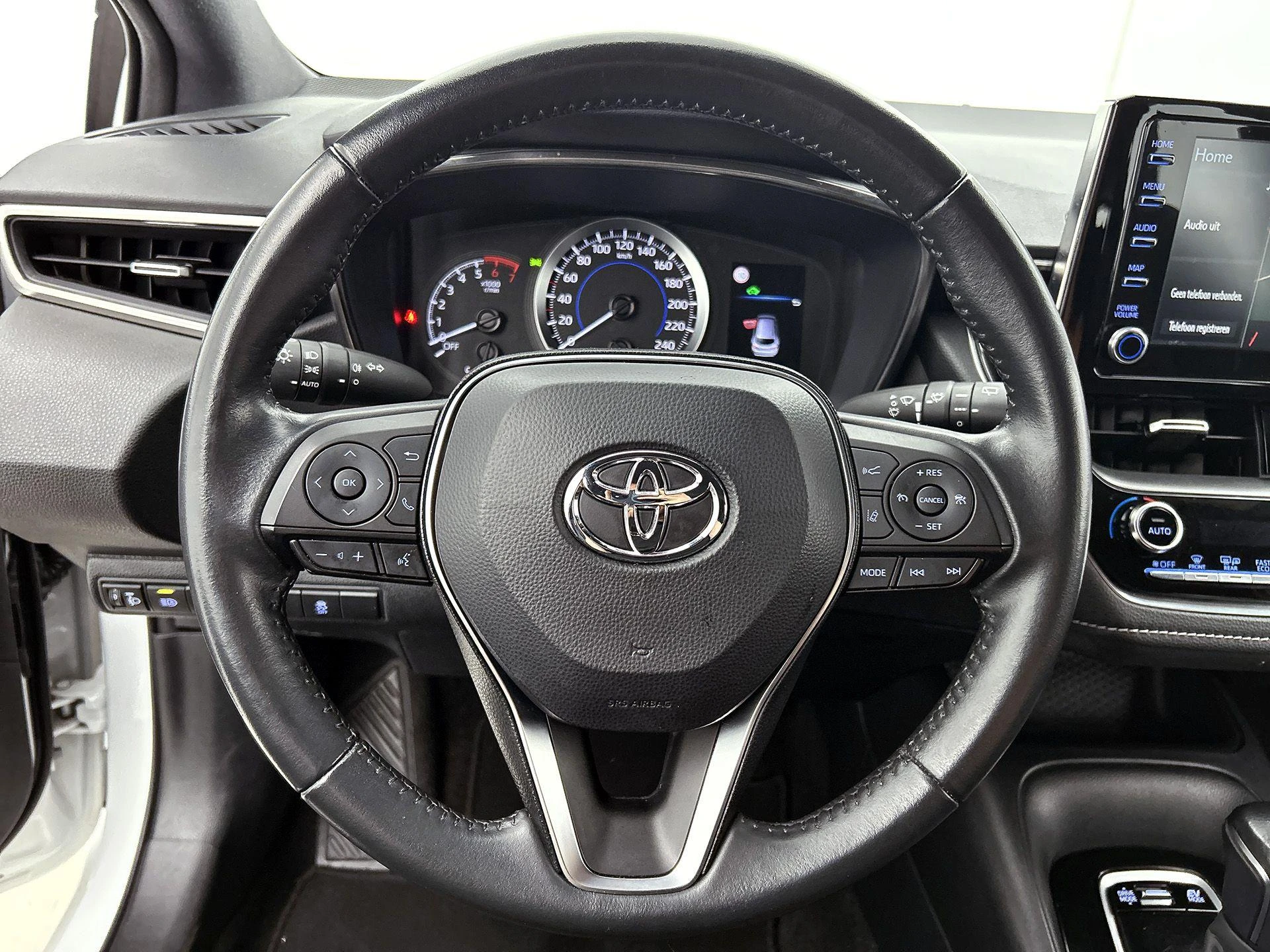 Toyota-Corolla Touring Sports-image-19